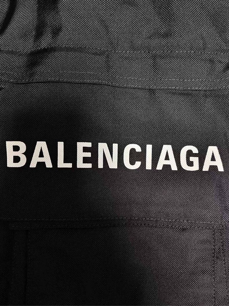 Balenciaga Balenciaga 23ss mud show double fake two-piece security hoo Size US M / EU 48-50 / 2 - 3 Thumbnail