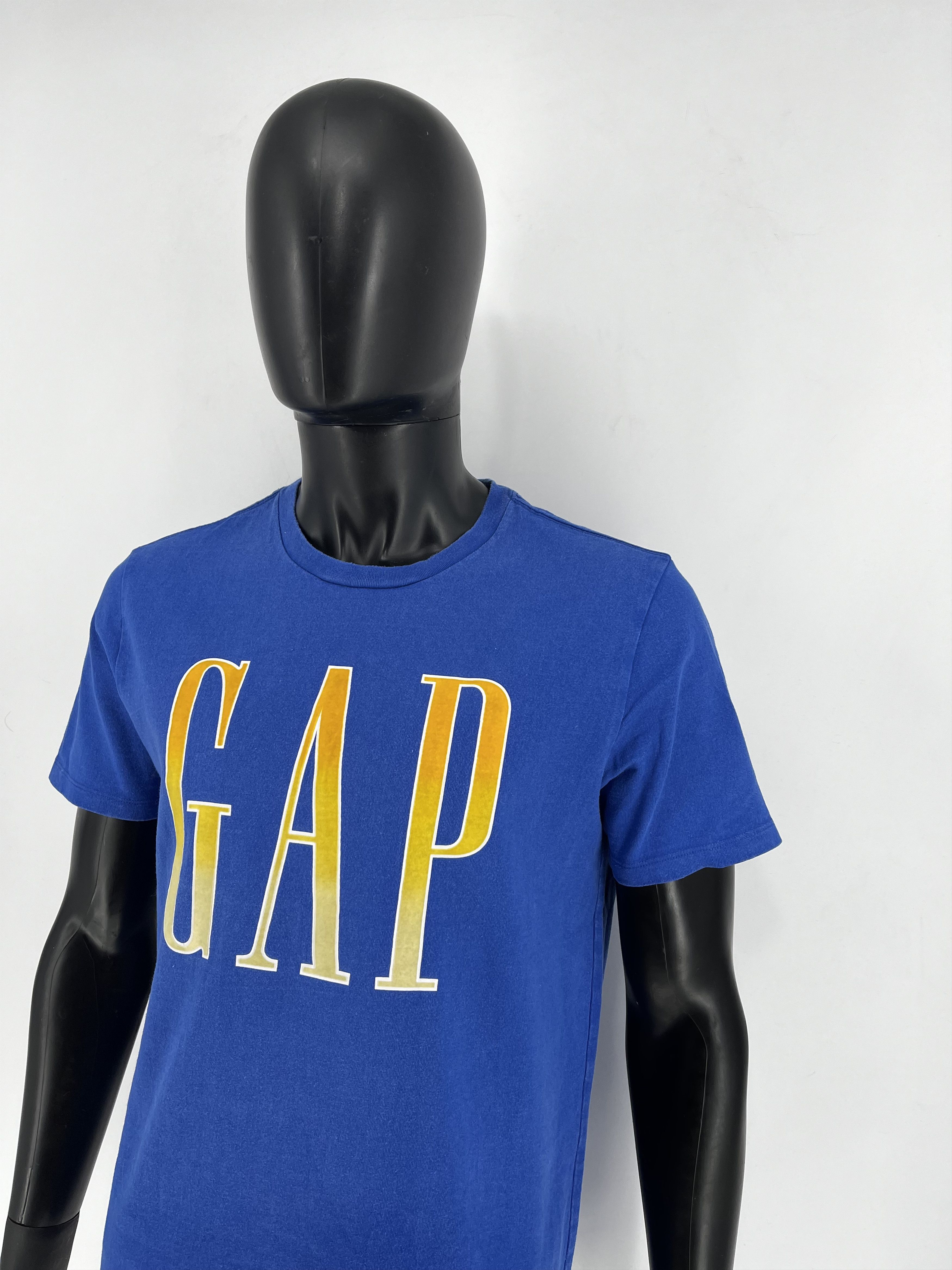 Gap Vintage Y2K Gap Logo T-Shirt Streetwear Fashion Size M Size US M / EU 48-50 / 2 - 5 Thumbnail