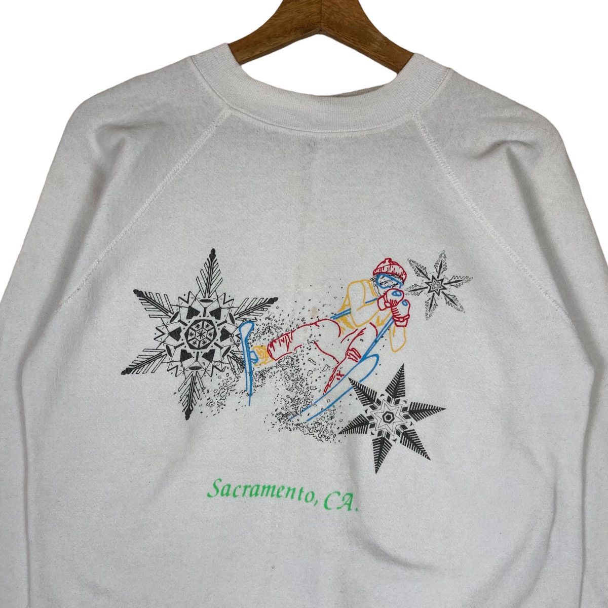 Vintage Vintage Skiing Graphics Pullover Jumper Sweatshirt Size US M / EU 48-50 / 2 - 2 Thumbnail