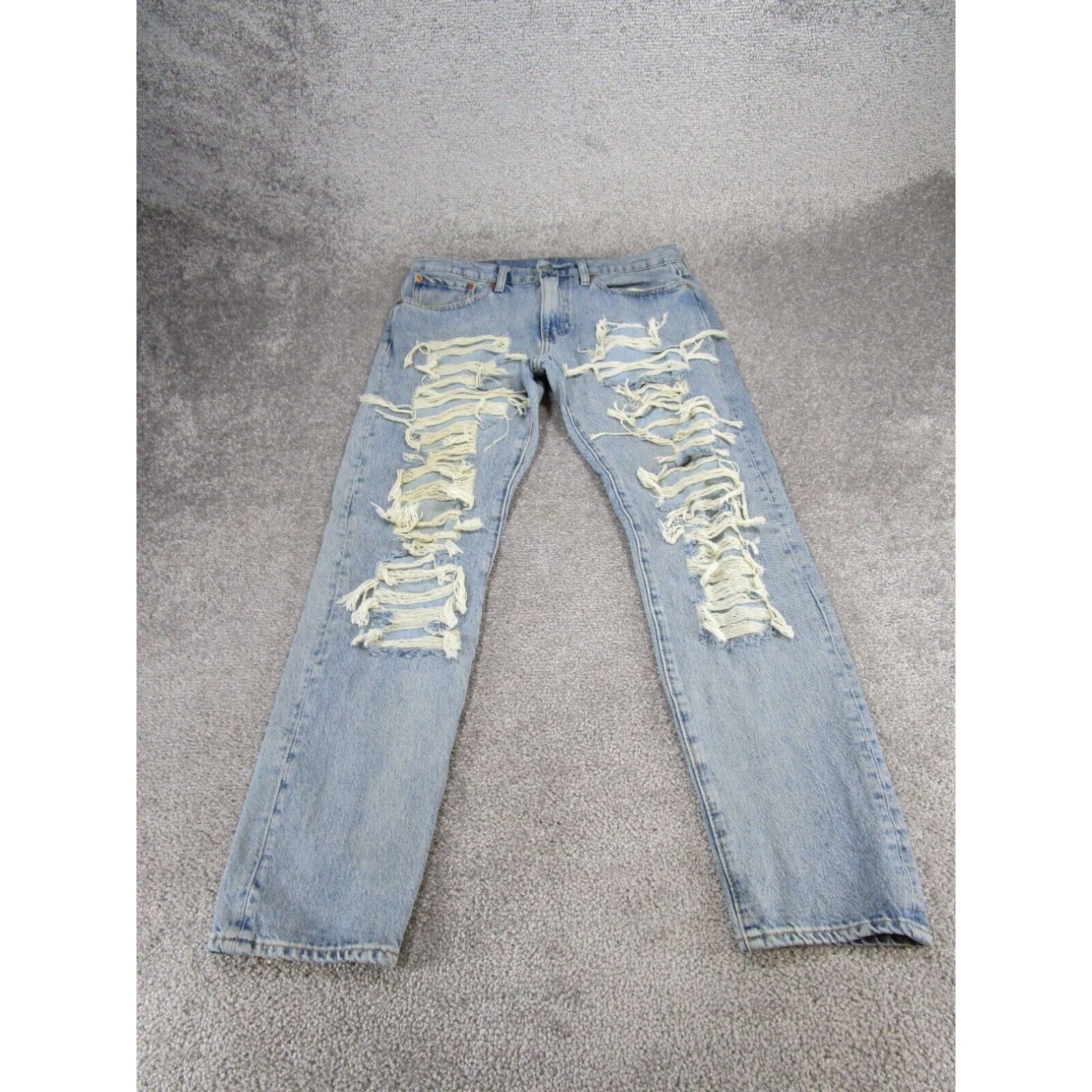 Levi's Levis 31 Mens Slim Fit Tapered Jeans Blue Light Wash Denim Size US 31 - 1 Thumbnail