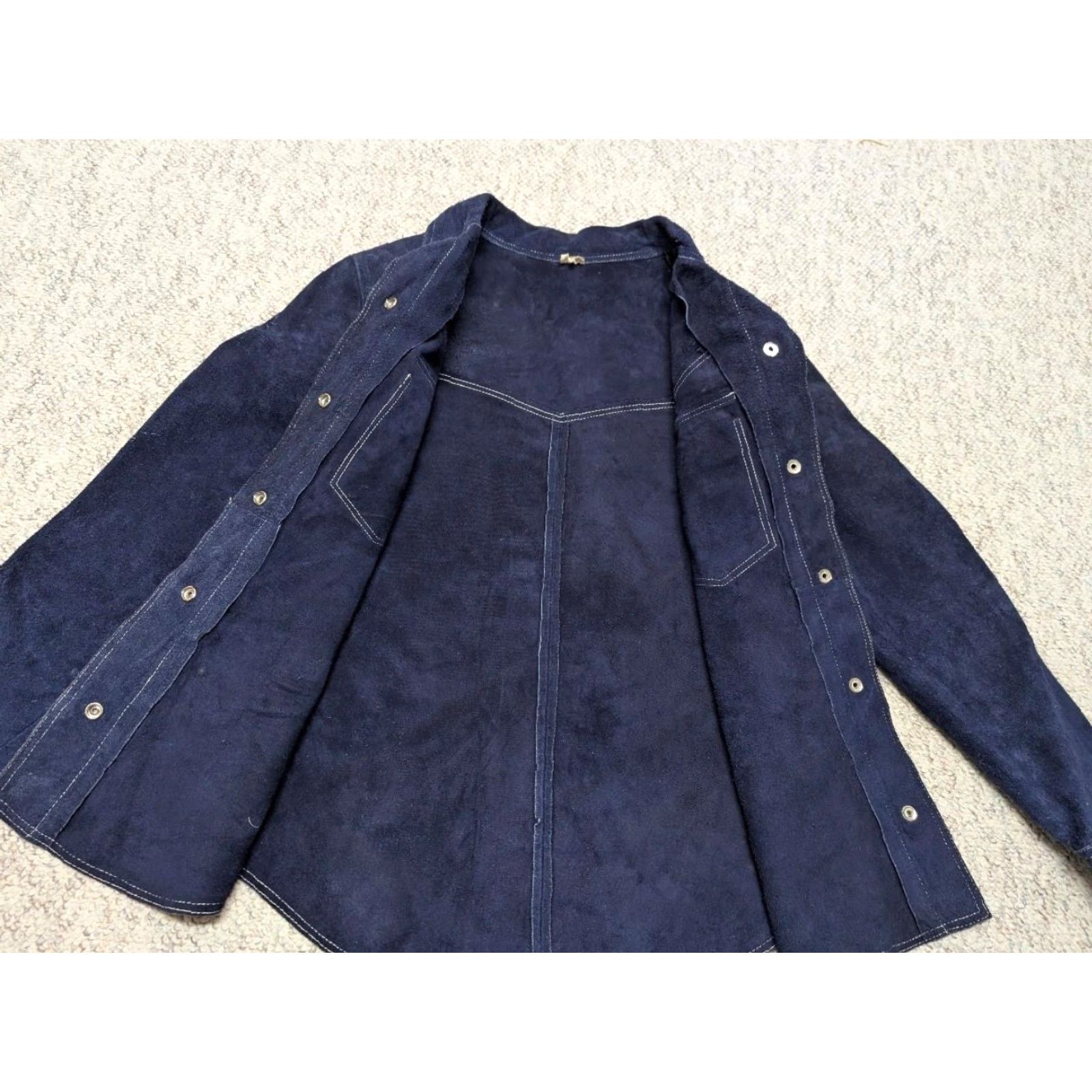 Vintage VINTAGE blue jacket Western trucker jacket Unisex Adults S Blue 1970s split suede cowhide leather snap Western trend Mens Womens Size US S / EU 44-46 / 1 - 5 Thumbnail