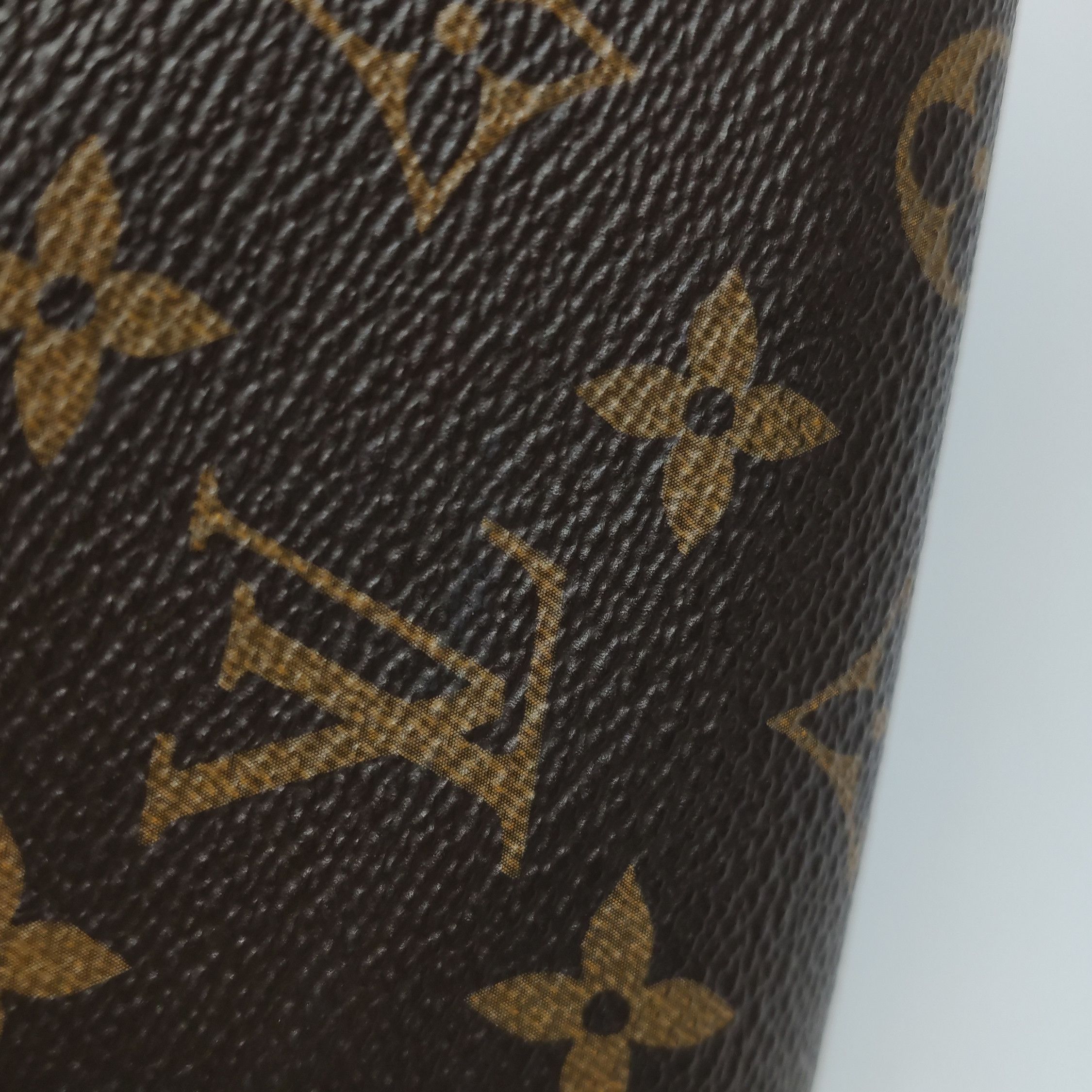 Louis Vuitton Louis Vuitton (LV) Emilie leather Monogram print snap walle Size ONE SIZE - 2 Thumbnail