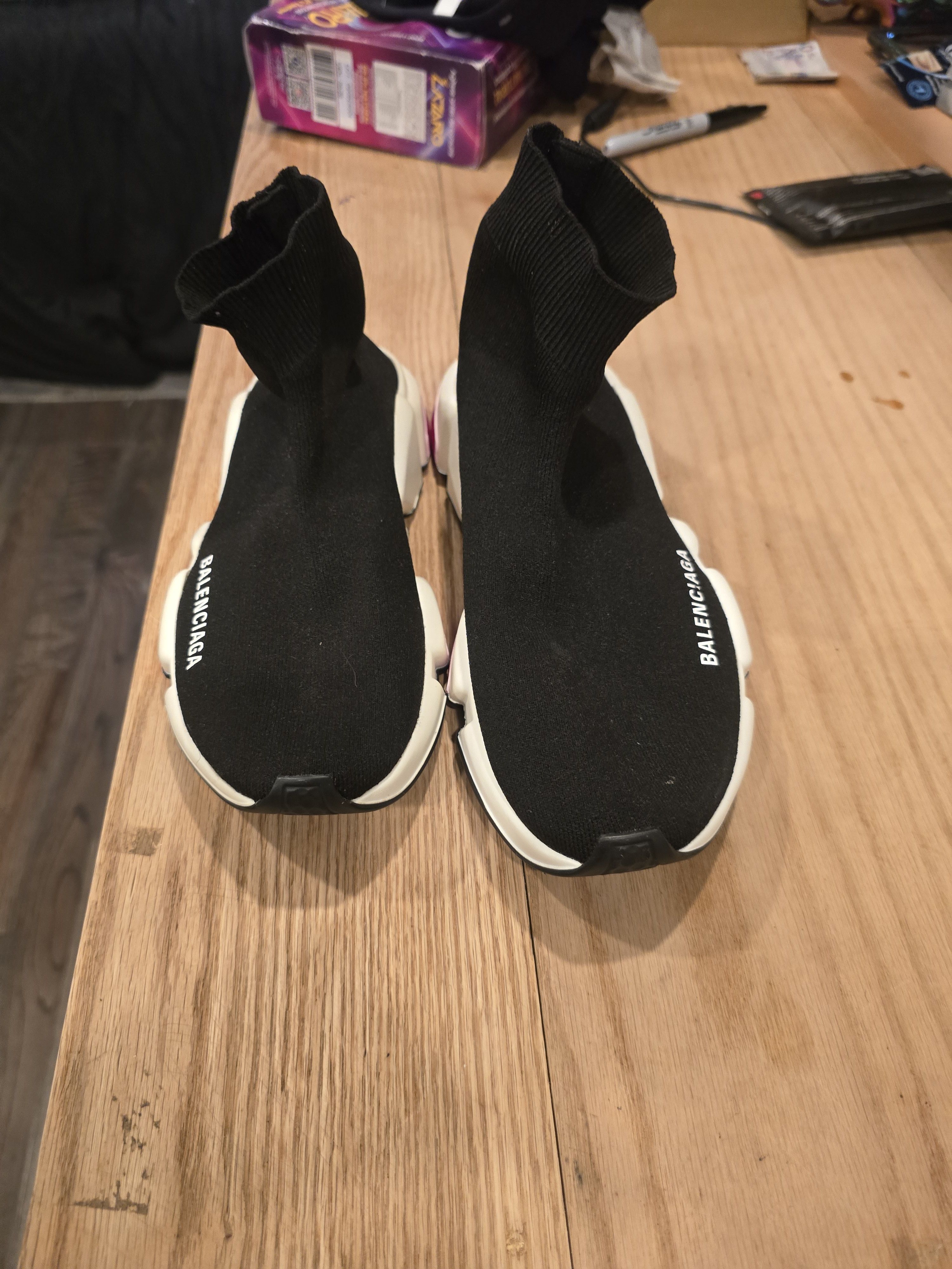 Balenciaga Balenciaga Sock Mismatch Sneakers Sz 35 & Sz 38 Size US 5 / IT 35 - 1 Thumbnail