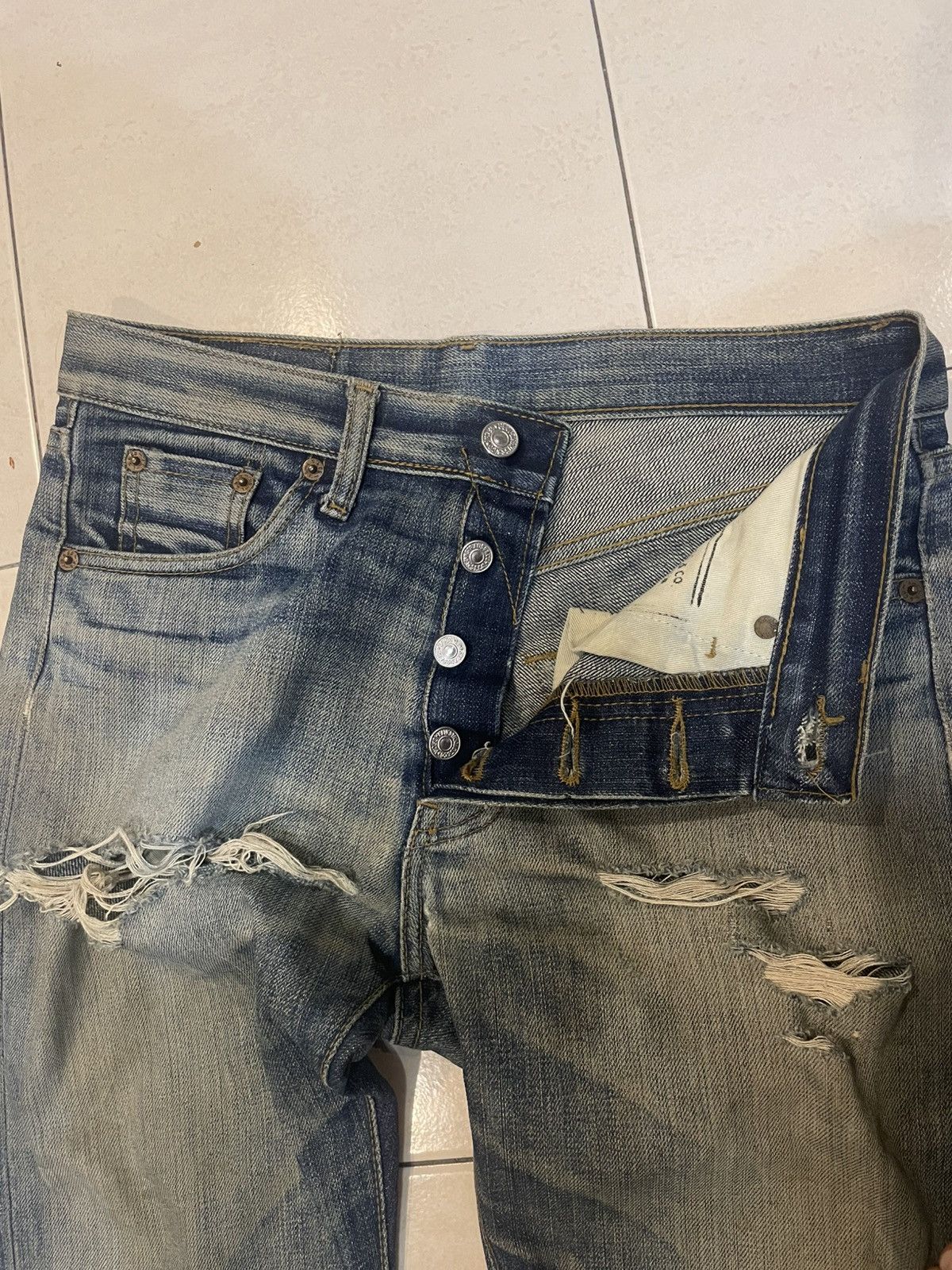 Levi's 🔥VINTAGE🔥LEVIS BIG "E" SELVEDGE BUTTON FLY Size US 29 - 4 Thumbnail