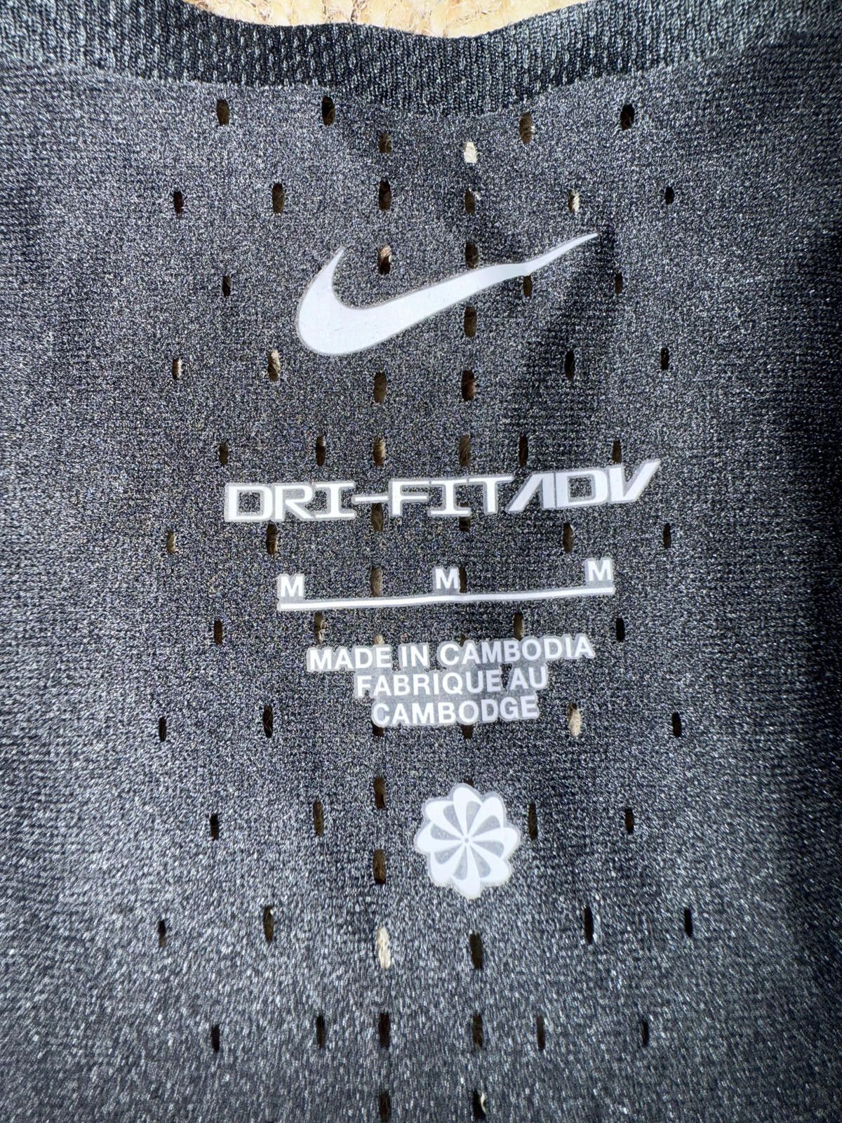 Nike Nike Women's AeroSwift Runners Helping Runners Singlet Size M / US 6-8 / IT 42-44 - 2 Thumbnail