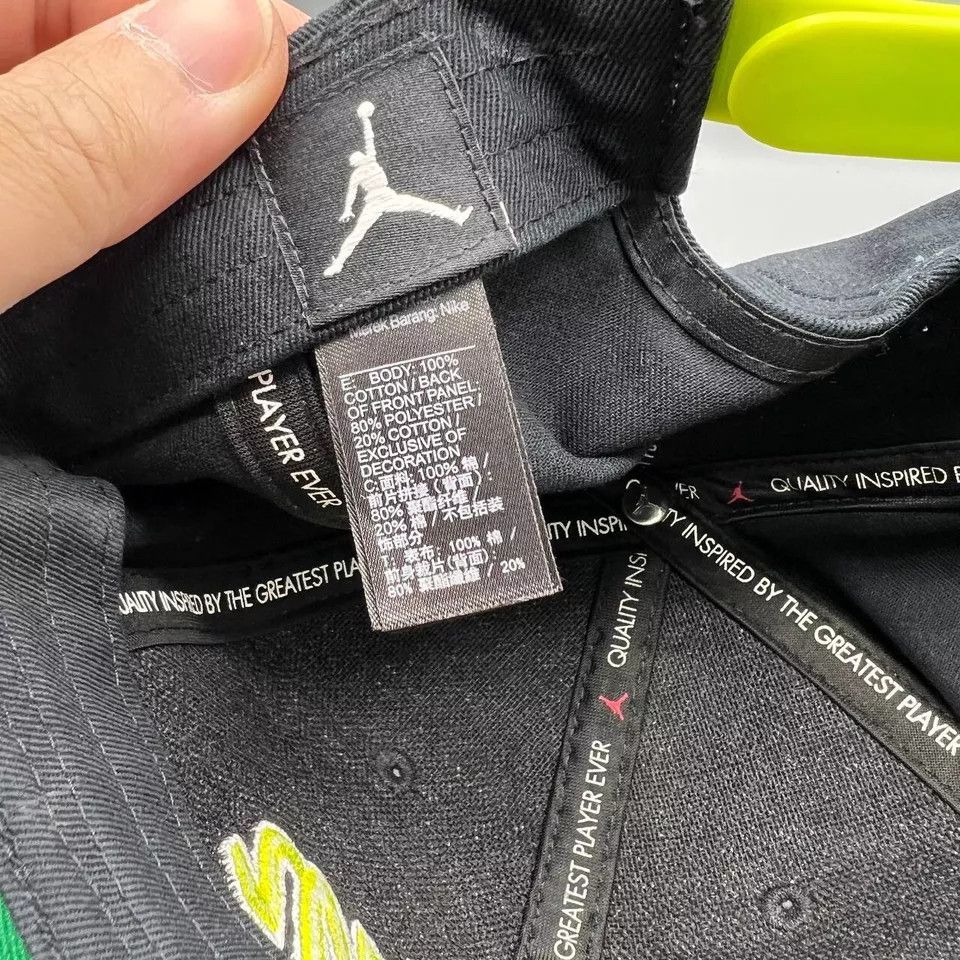 Jordan Brand Air Jordan Hat Men Worldwide Embroidered Logo Snap Back Size ONE SIZE - 6 Thumbnail