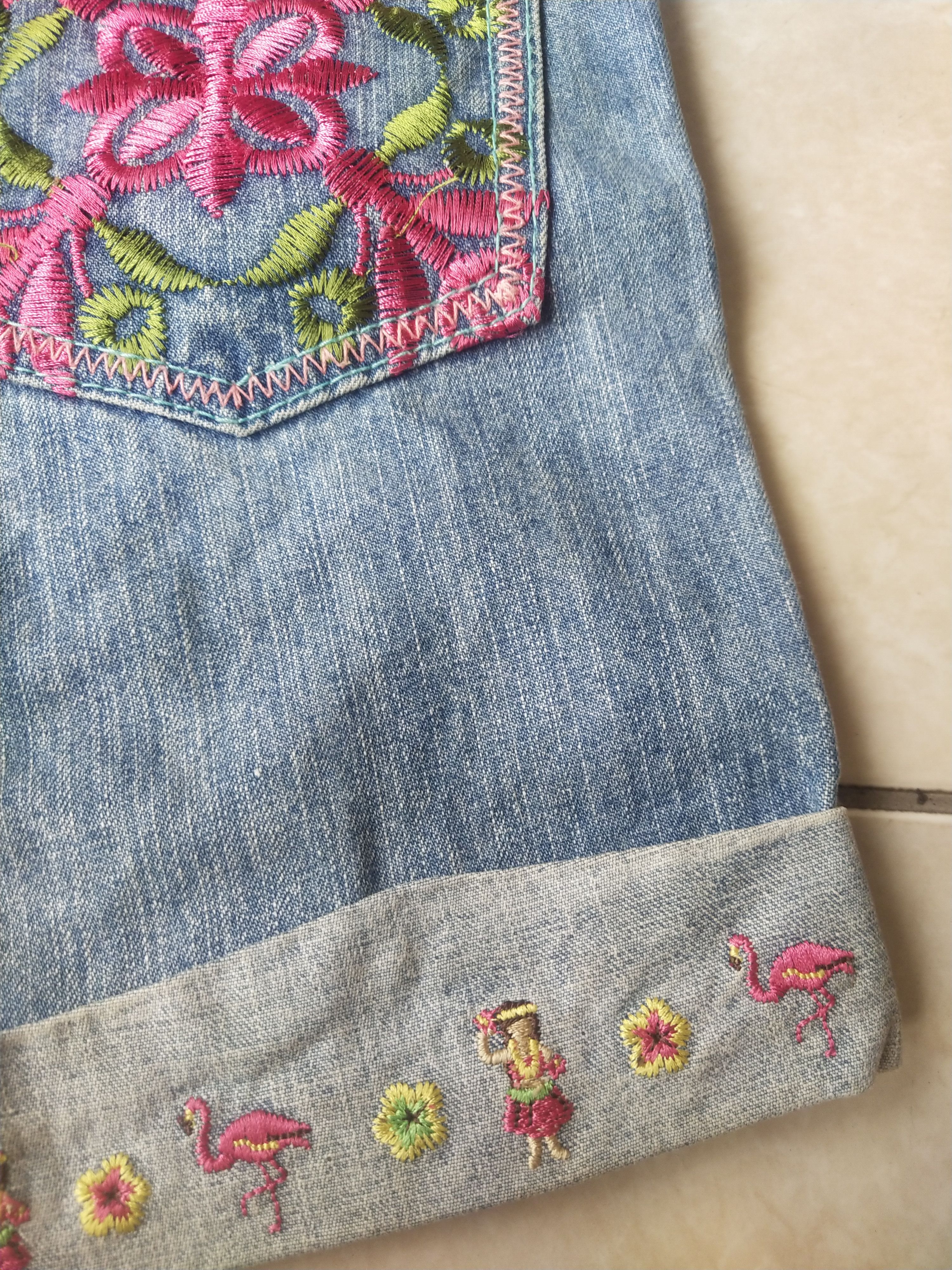 Hysteric Glamour Orange Leaf Embroidered Denim Shorts (Floral & Flamingo Hem) Size 28" / US 6 / IT 42 - 3 Thumbnail