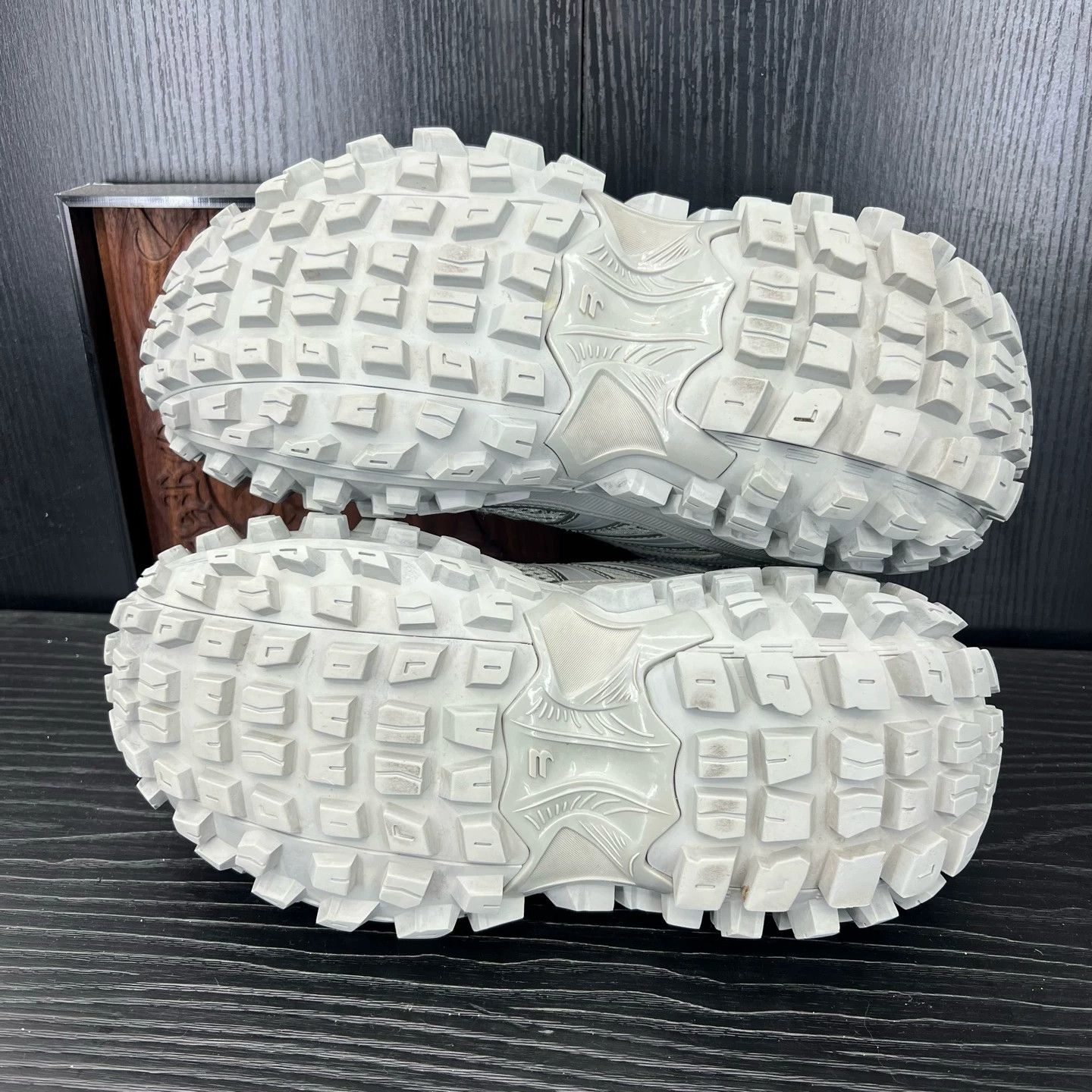 Balenciaga Balenciaga Grey Tire Sneakers Size 42 - Like New, Celebrity Size US 9 / EU 42 - 4 Thumbnail