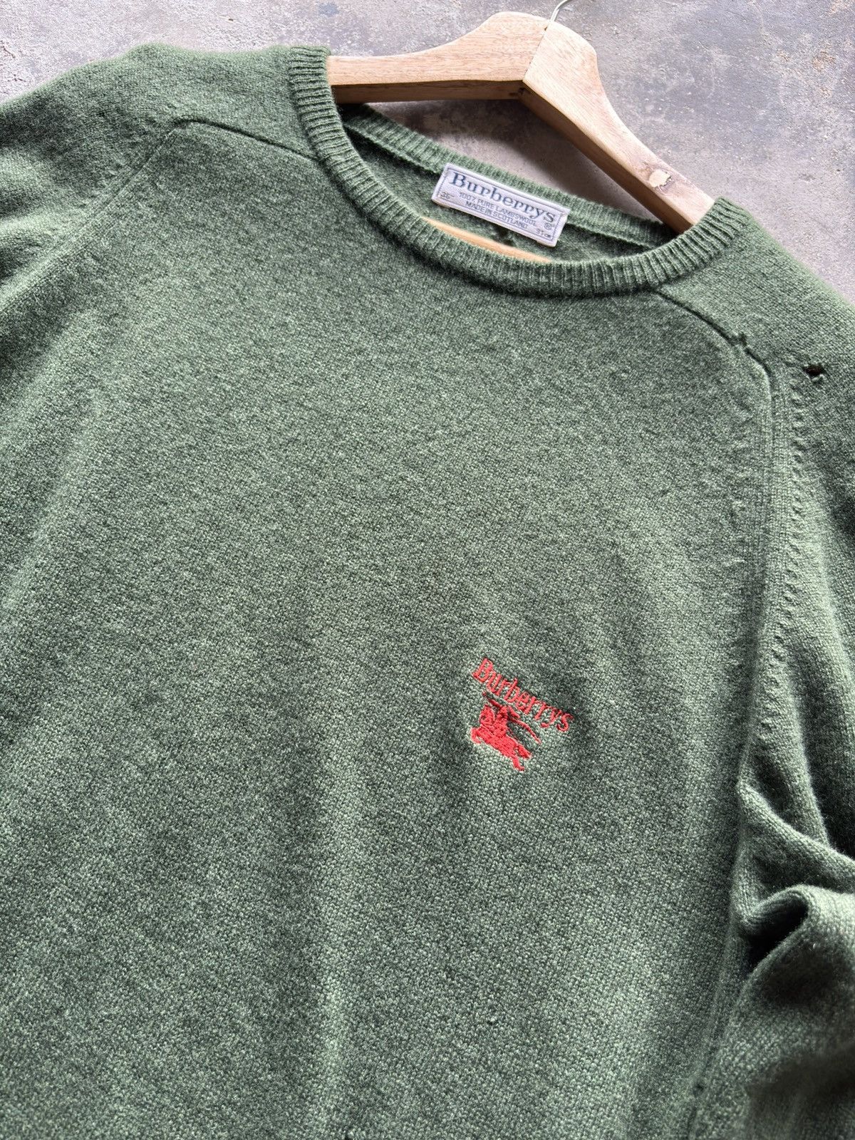 Burberry Burberry Distressed Knitwear Size US S / EU 44-46 / 1 - 7 Thumbnail