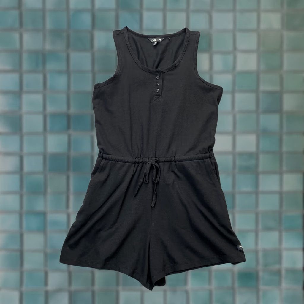Toad&Co VINTAGE Toad&Co One Piece Womens Medium Black Romper Scoop Neck Line Drawcord Waist Size 32" / US 10 / IT 46 - 1 Thumbnail
