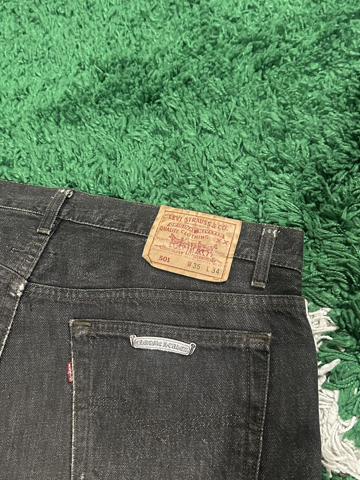 Chrome Hearts Chrome Hearts Levi’s 501 Grey Gold Patch Jeans Size US 33 - 10 Thumbnail