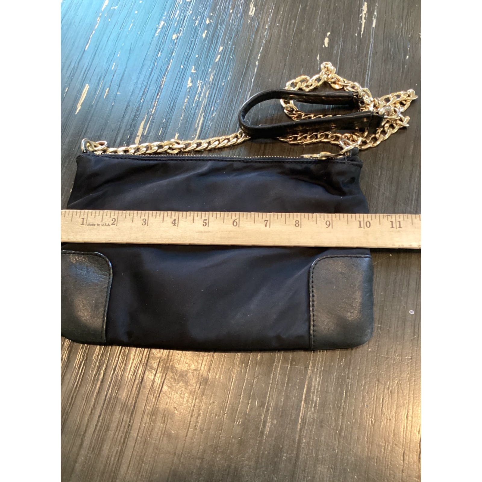 Juicy Couture Juicy Couture Louisa Crossbody Bag Shoulder Nylon Black Gold Chain Strap Small Womens Ulti-Brand Accessories Bag Charm 90s? Size ONE SIZE - 6 Thumbnail