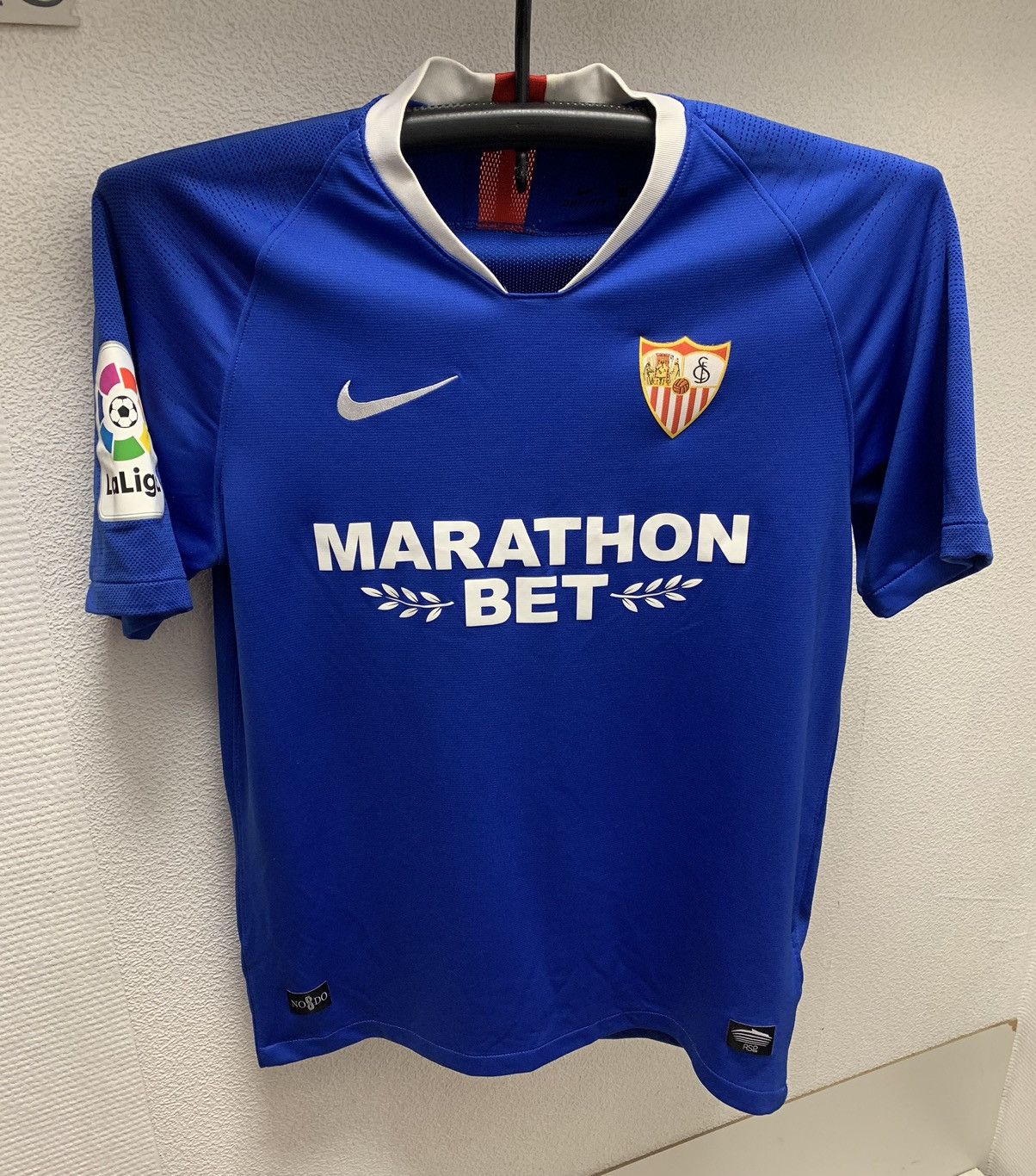 Sevilla Nike La Liga LFP soccer jersey M