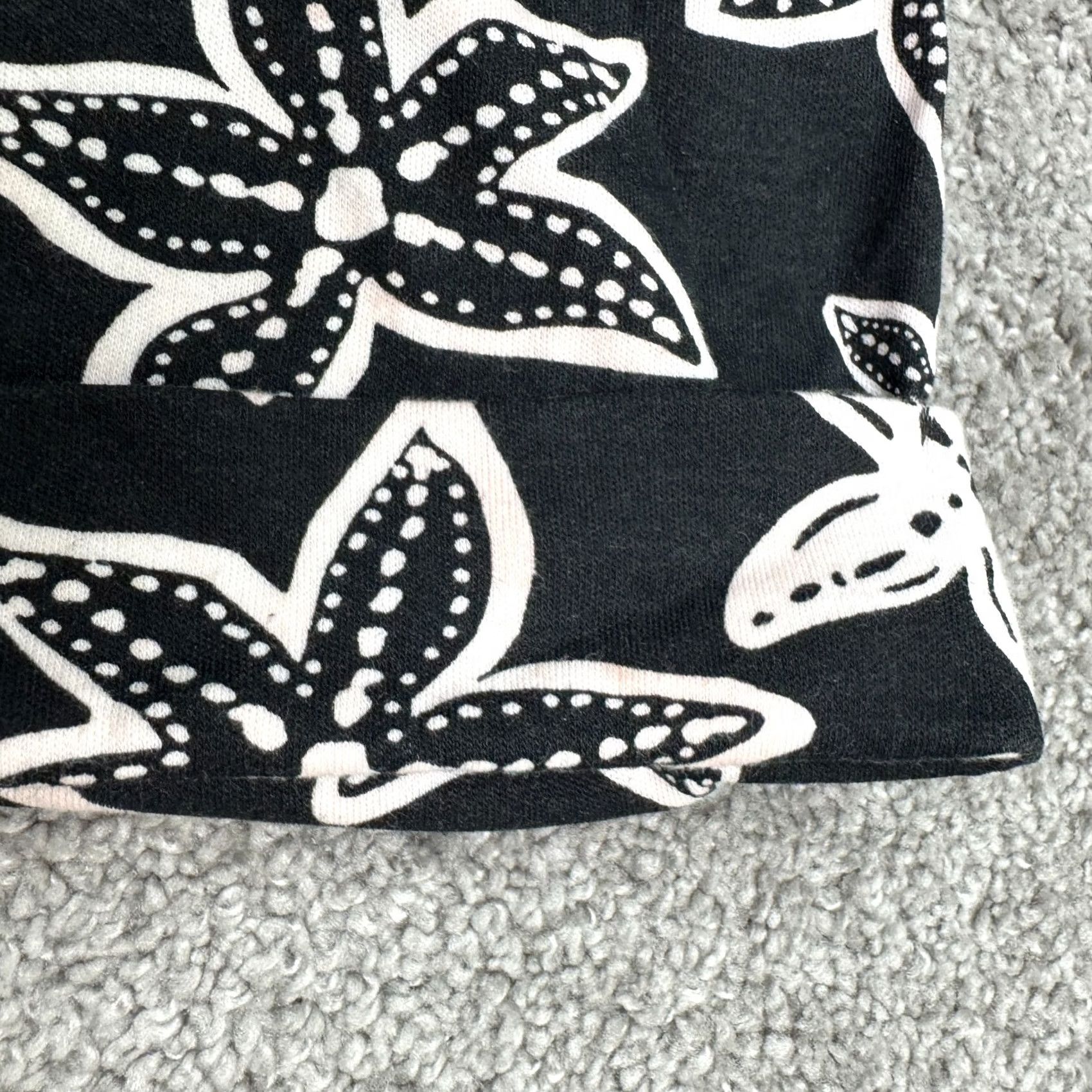 Blair Blair Floral Starfish All Over Print Basic T-Shirt Womens Large Black White Tee Size L / US 10 / IT 46 - 4 Thumbnail