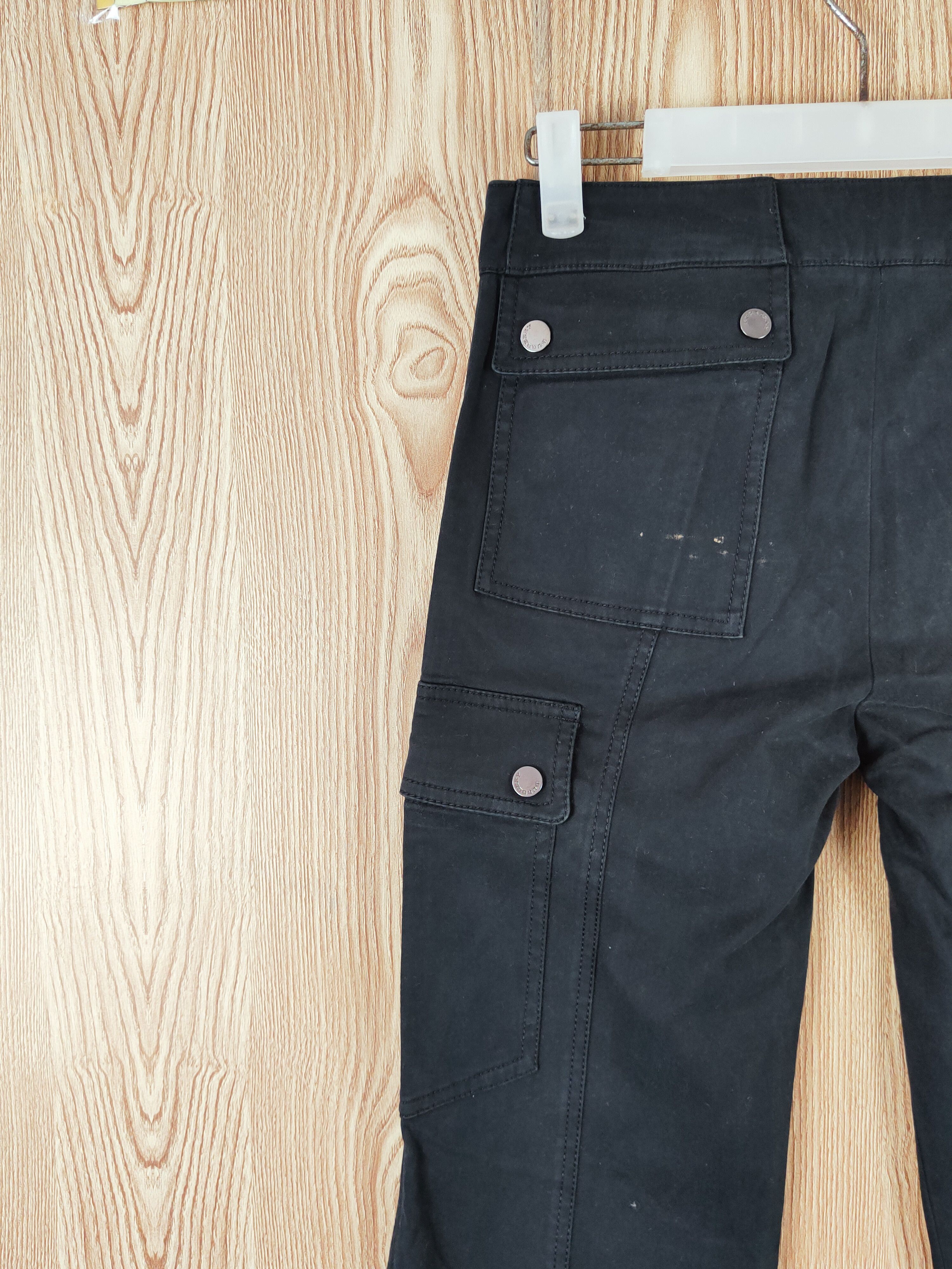 Burberry Burberry Black Multipocket Tactical Cargo Pants #W094 Size 27" / US 4 / IT 40 - 8 Thumbnail