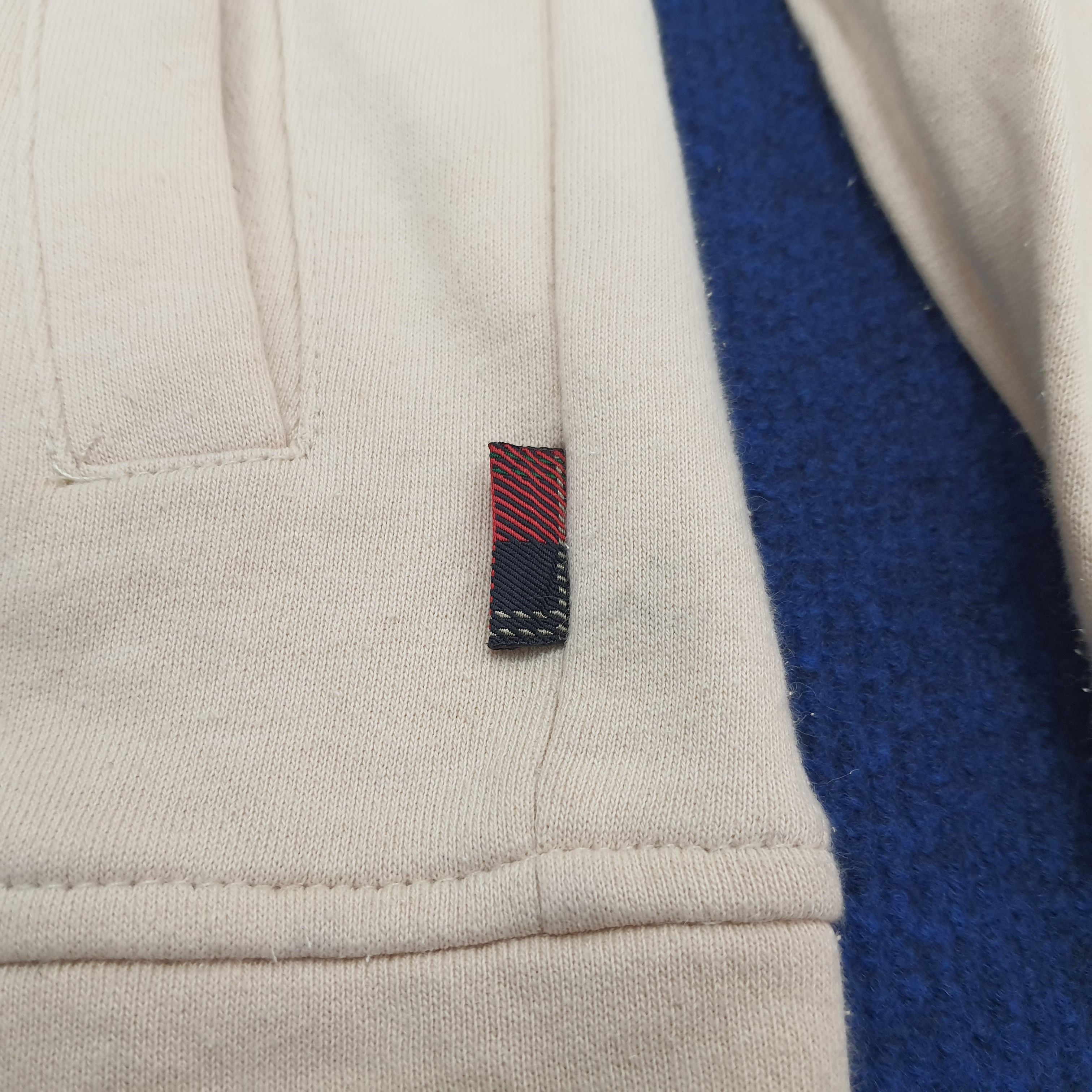 Burberry × Vintage Vintage Burberry London Zipper Sweatshirts Size US S / EU 44-46 / 1 - 7 Thumbnail