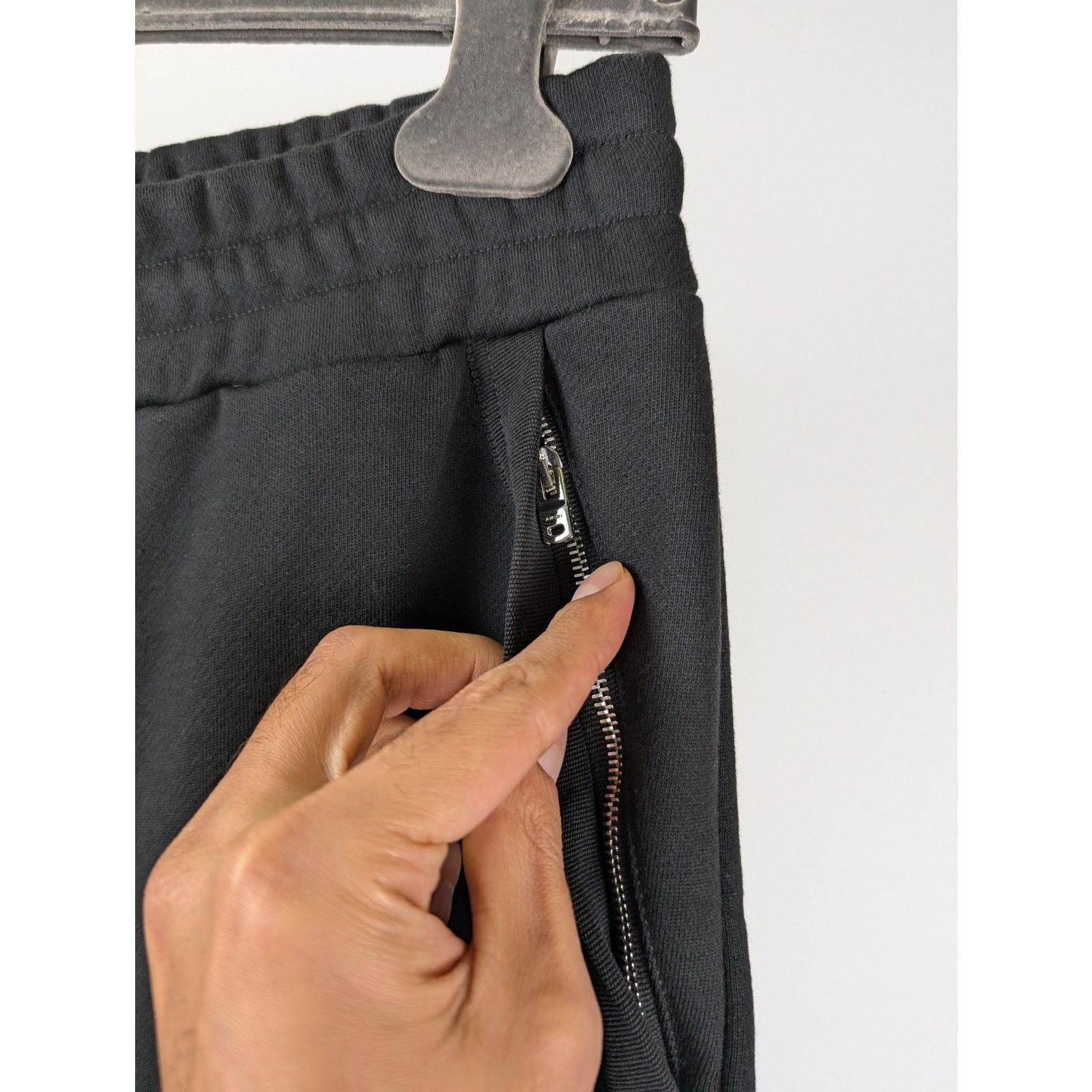 Amiri o1rshd1 Q:2 / Precious Memories Sweatpants in Black Size US 32 / EU 48 - 5 Thumbnail