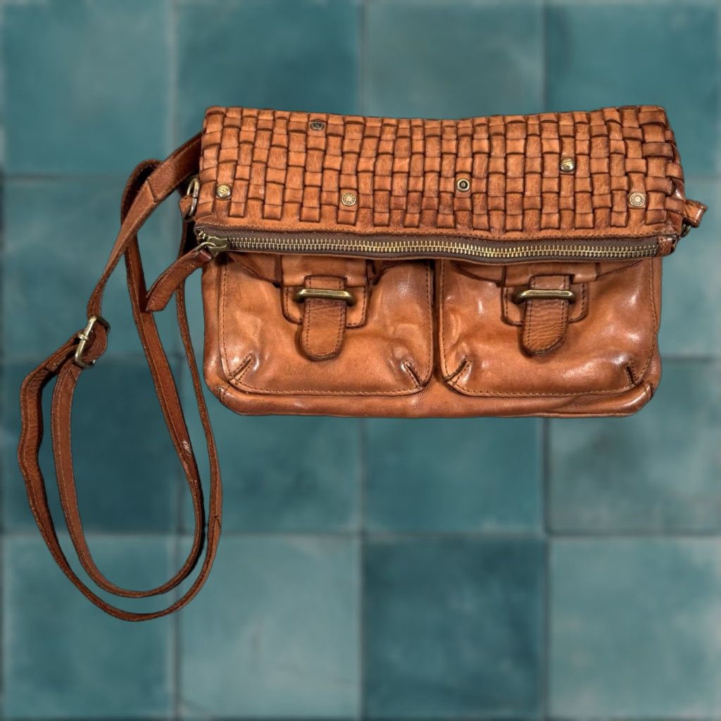 Closed Vintage Harbour 2Nd Brown Woven Leather Crossbody Bag Medium Distressed Bohemian Zip Close Womens