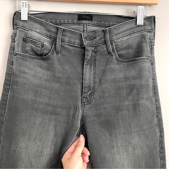 MOTHER MOTHER The Weekender Fray Mid Rise Flare Leg Jeans - 27" Size 27" / US 4 / IT 40 - 3 Thumbnail
