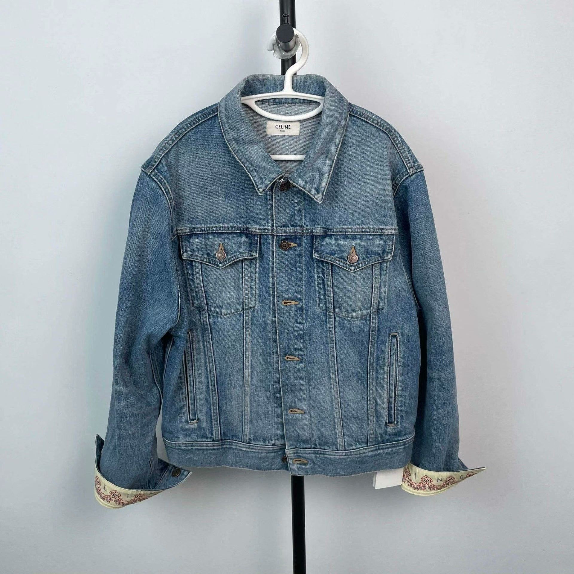Celine Celine Denim Jacket M Women Size M / US 6-8 / IT 42-44 - 1 Thumbnail