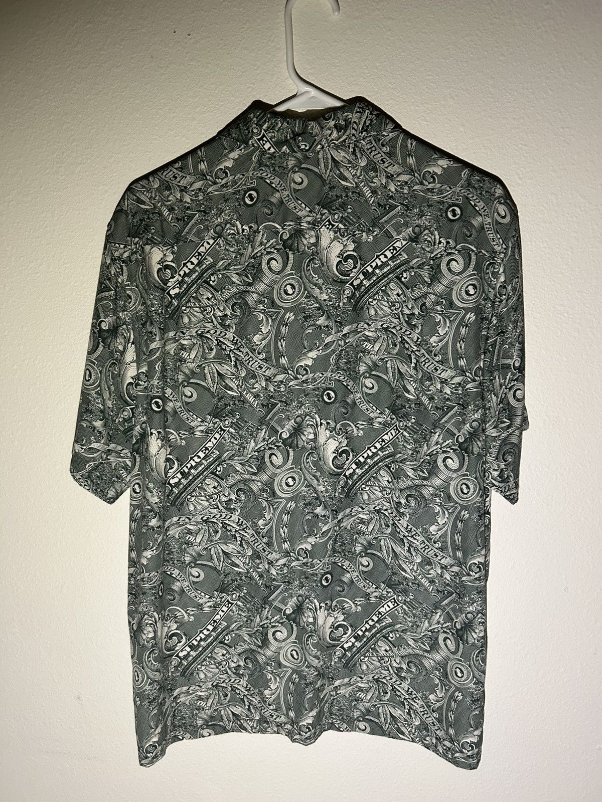 Supreme Supreme Spring 2023 Dollar sign button up Size US M / EU 48-50 / 2 - 2 Thumbnail