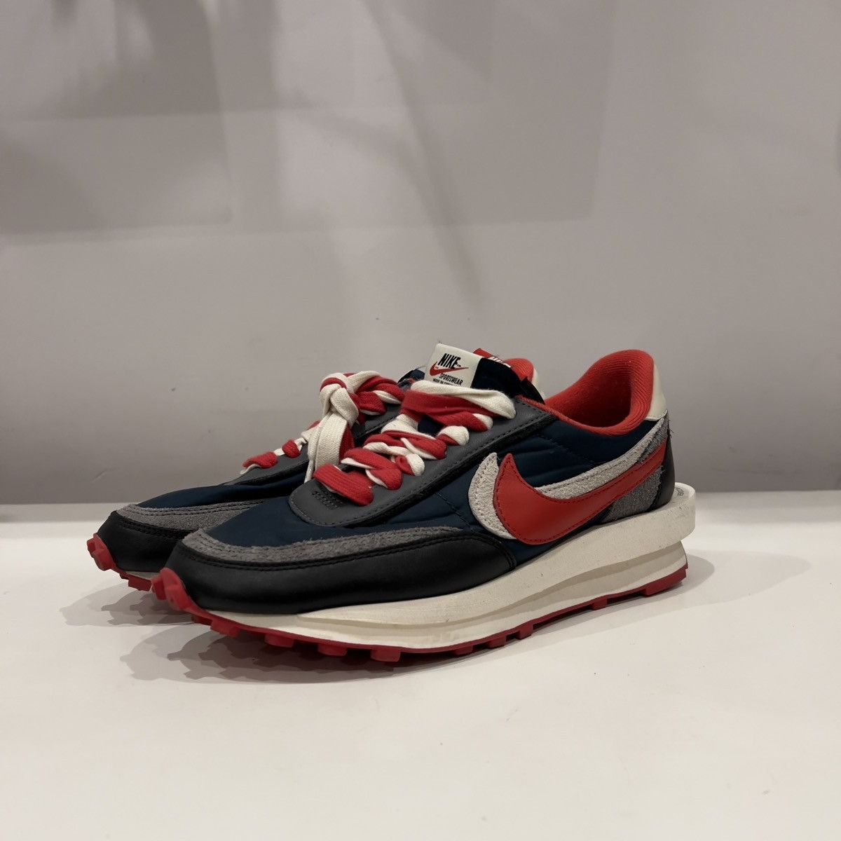 Nike Nike x Sacai x Undercover Midnight Spurce University Red Size US 8 / EU 41 - 1 Thumbnail