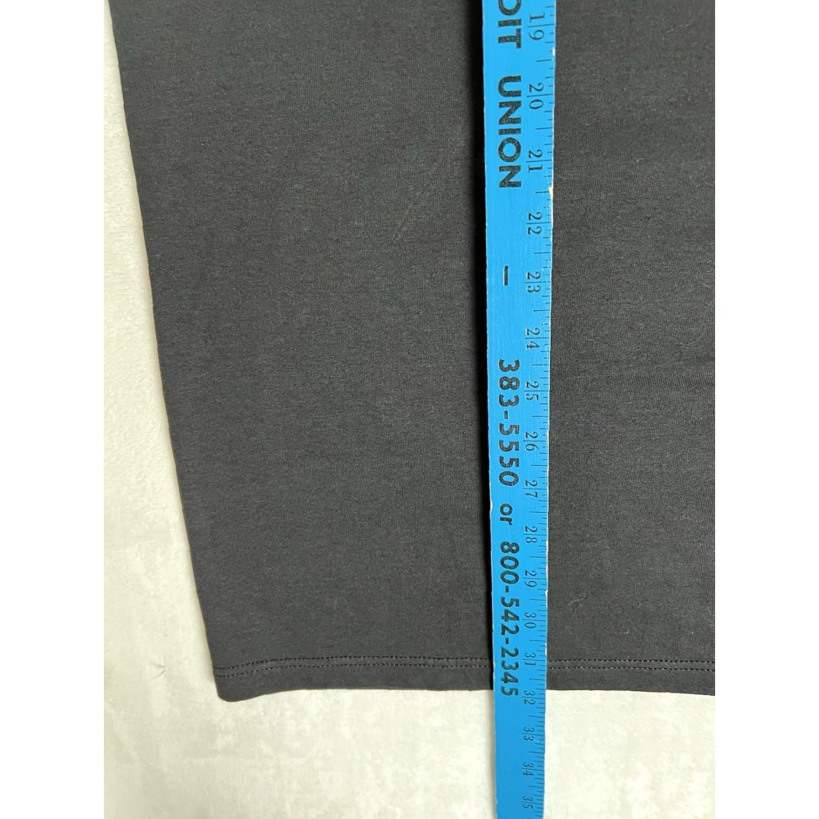 Vintage VINTAGE Cesar Chavez T-Shirt “Si Se Puede” USA Made XL Black Men Short Sleeve Graphic Print USA 2000s Mens Size US XL / EU 56 / 4 - 5 Thumbnail
