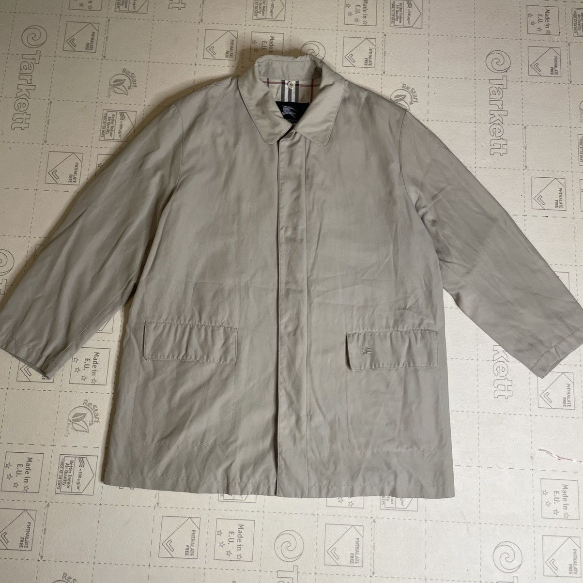 Burberry Burberry LONDON coat jacket nova check polyurethane MENS Size US L / EU 52-54 / 3 - 2 Thumbnail