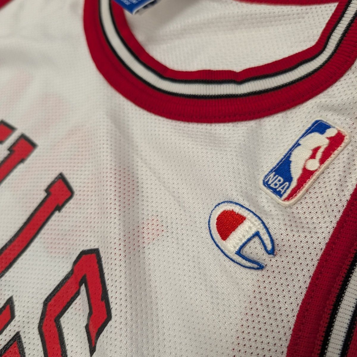 Champion Michael Jordan OG 90s Champion Home Basketball Jersey Bulls Size US XL / EU 56 / 4 - 4 Thumbnail