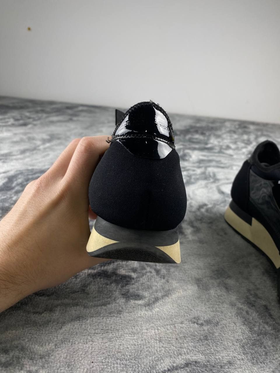 Balenciaga Balenciaga Race Runner Low Trainers Sneakers Men Size 41 Size US 8 / EU 41 - 7 Thumbnail