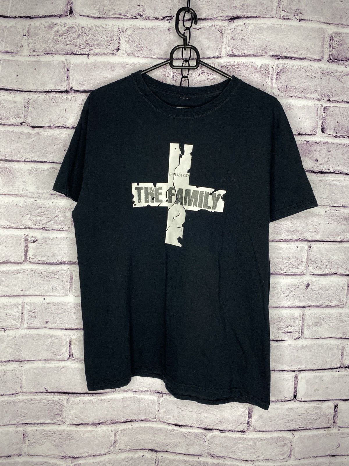 Band Tees Men's Vintage 00s T-Shirt The Family The Last Cry Tee Size US S / EU 44-46 / 1 - 1 Thumbnail