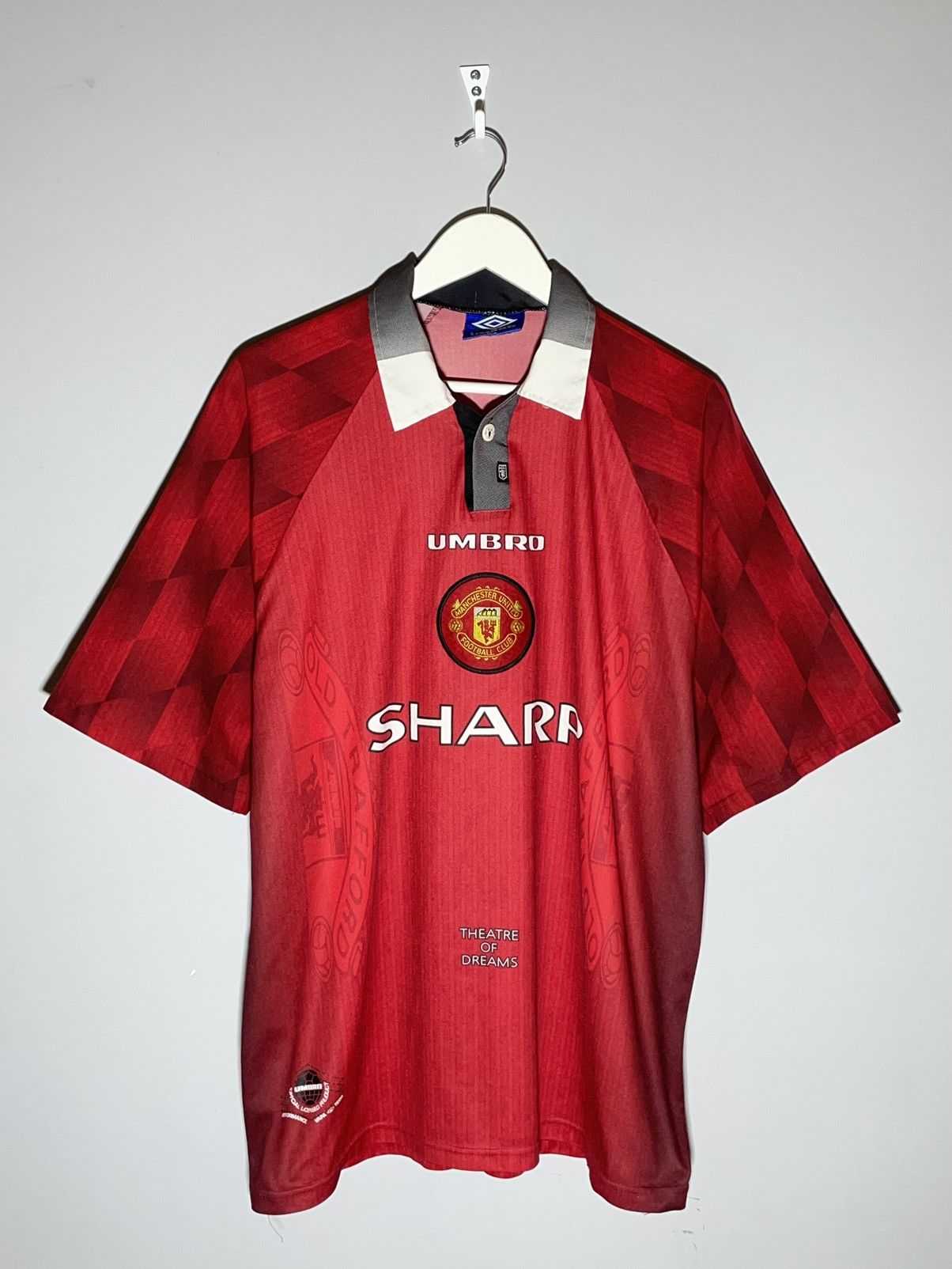 image of Manchester United Umbro Vintage 1996/97 Home Football Shirt in Red, Men's (Size 2XL)