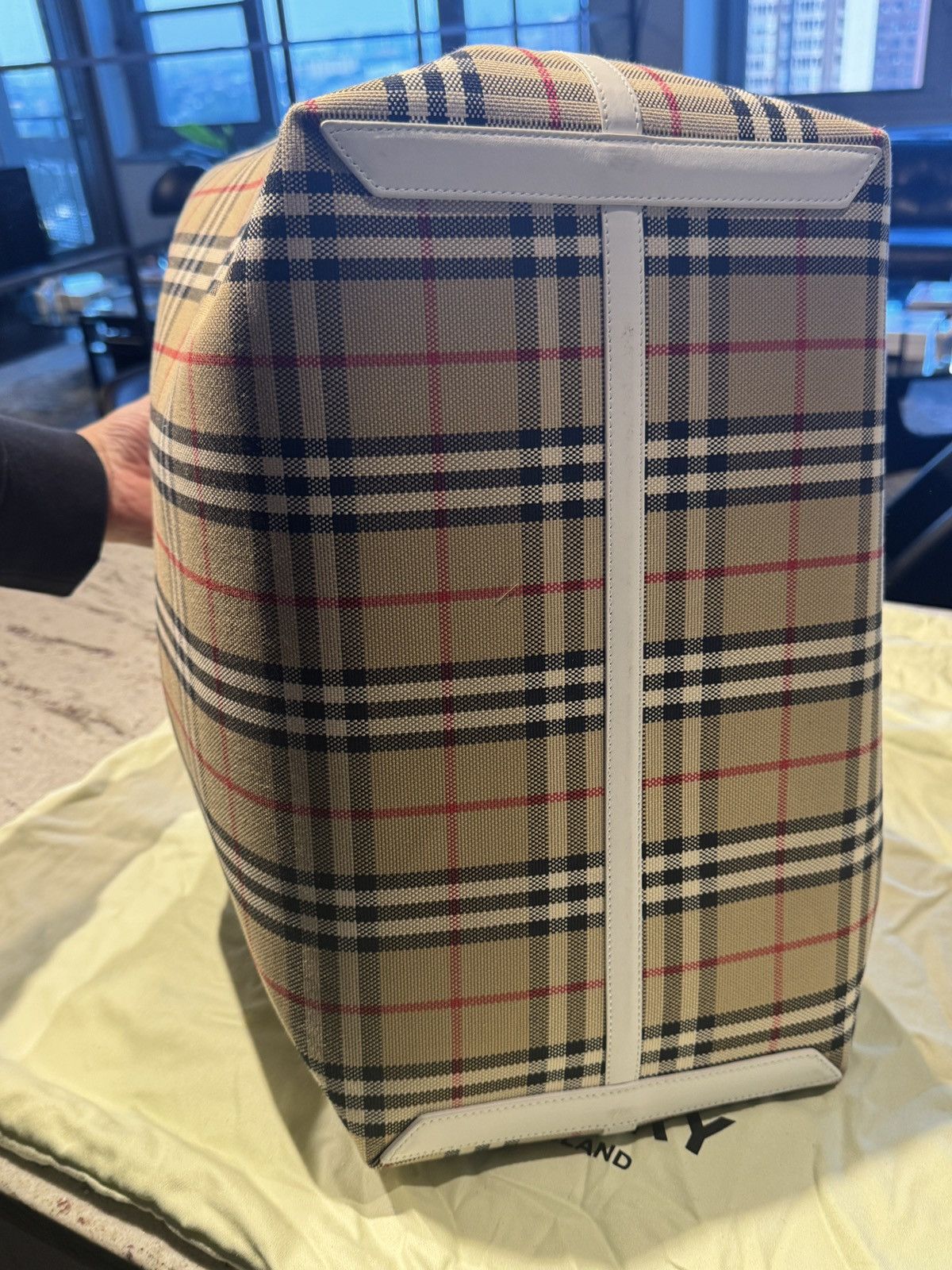 Burberry Authentic Burberry London Tote Size ONE SIZE - 3 Thumbnail