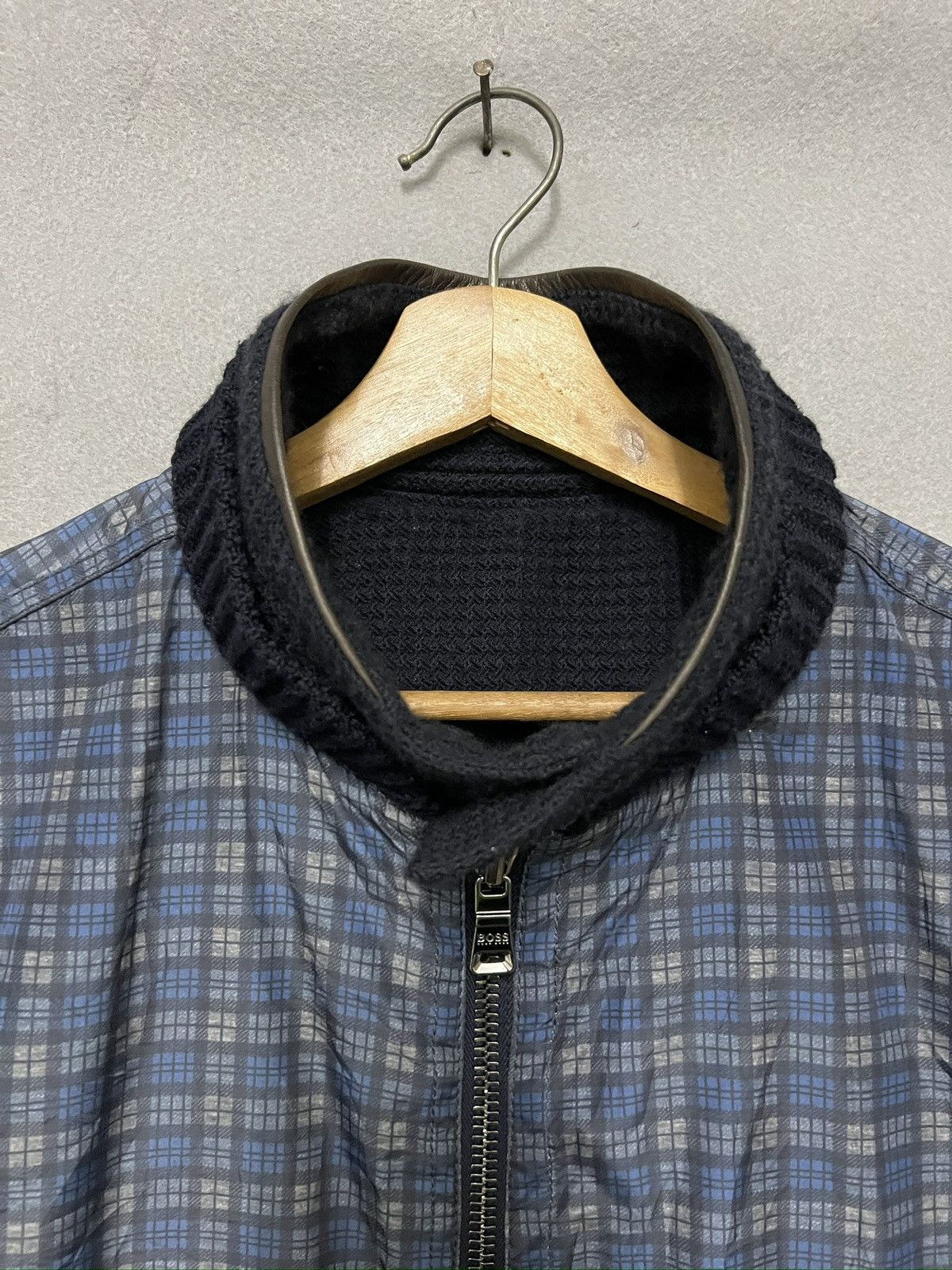 Hugo Boss 402. Hugo Boss Tailored Riversable Jacket Size US XL / EU 56 / 4 - 6 Thumbnail