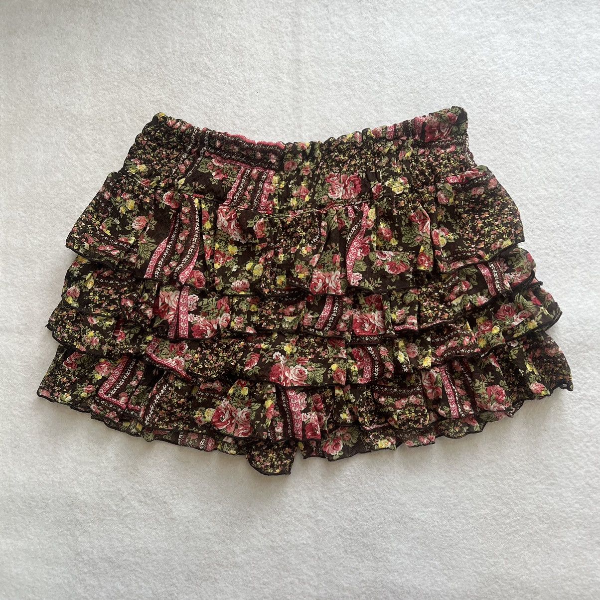 Japanese Brand Dosch Mini Flower Skirt Size 24" / US 00 / IT 34 - 1 Thumbnail