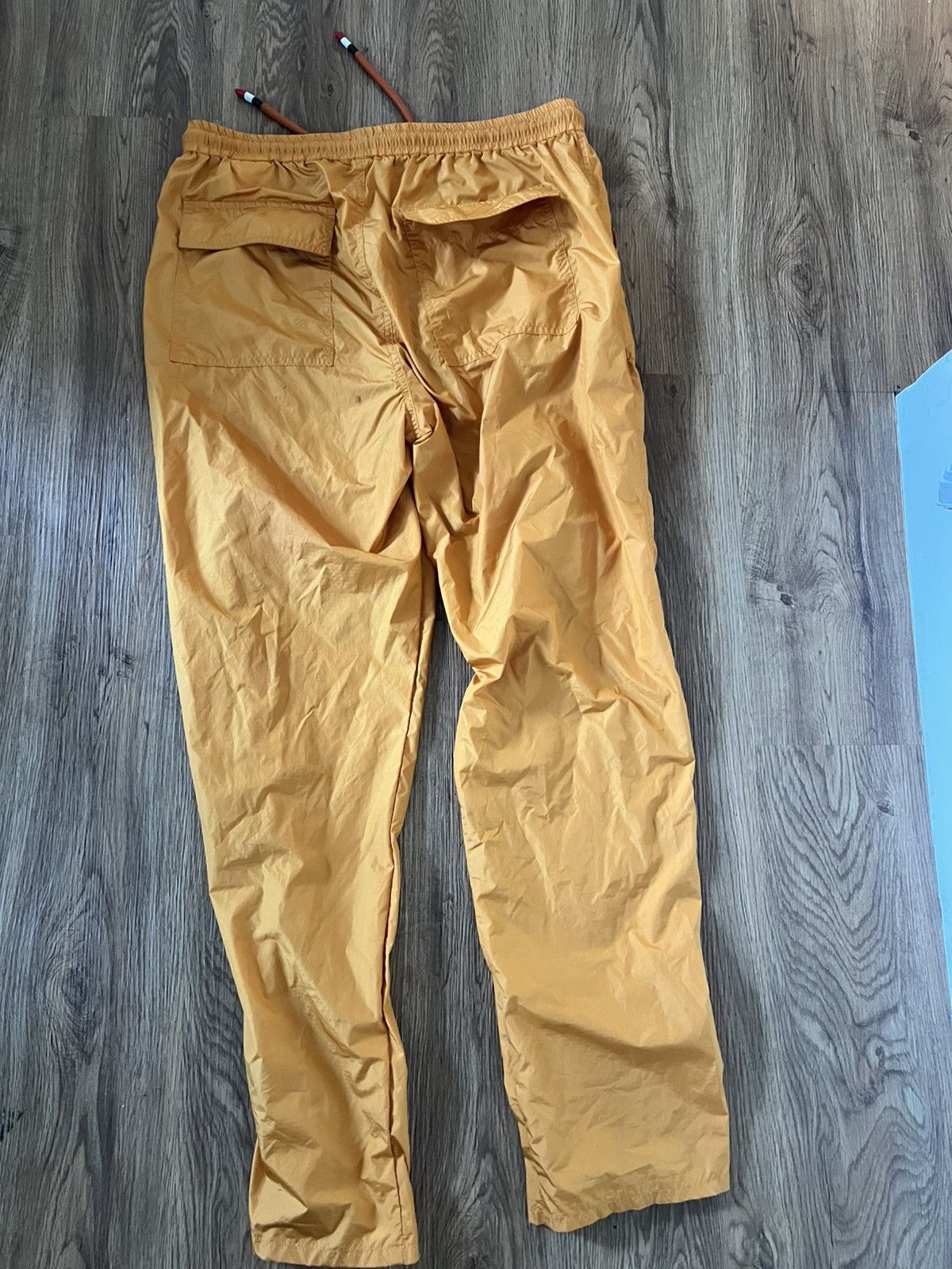 Moncler MONCLER ORANGE NYLON PANT Size US 34 / EU 50 - 2 Thumbnail
