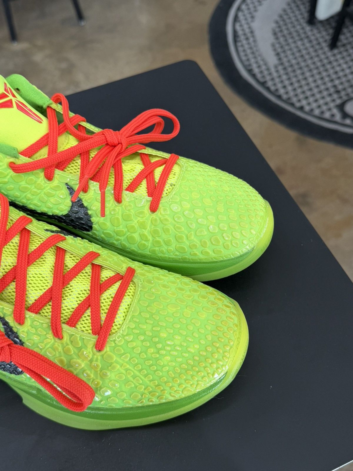 Nike Nike Kobe 6 Protro Grinch Size 9 (2020) Size US 9 / EU 42 - 8 Thumbnail