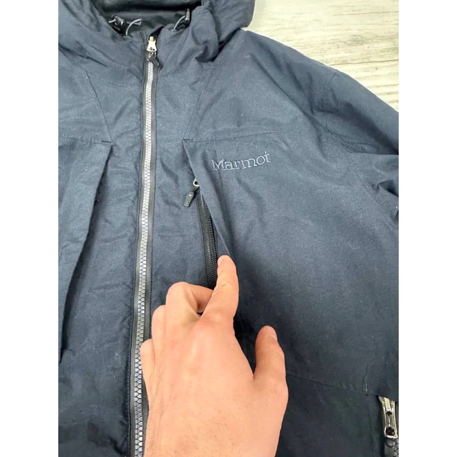 Marmot VINTAGE Marmot Jacket Men Size S Gray Outdoor Ski Windbreaker 90s Seasons Winter Fall Spring Mens Size US S / EU 44-46 / 1 - 7 Thumbnail