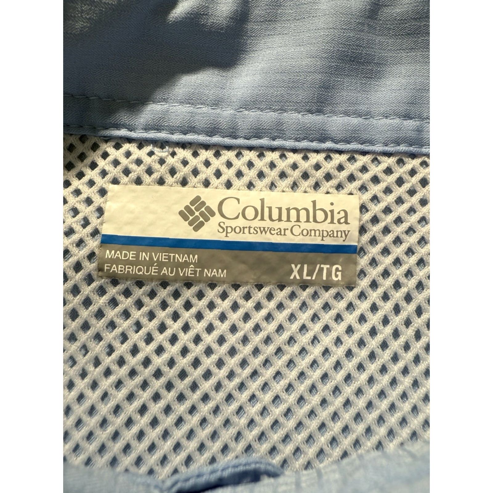 Vintage Columbia PFG Omni-Shade Button-Up Shirt Men XL Blue Solid Lightweight Breathable Collared Long Sleeve with Pockets Size US XL / EU 56 / 4 - 3 Thumbnail