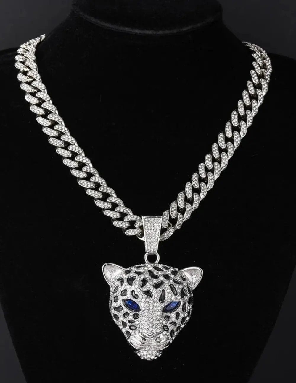 Jewelry Chain with Pendant Size ONE SIZE - 2 Thumbnail