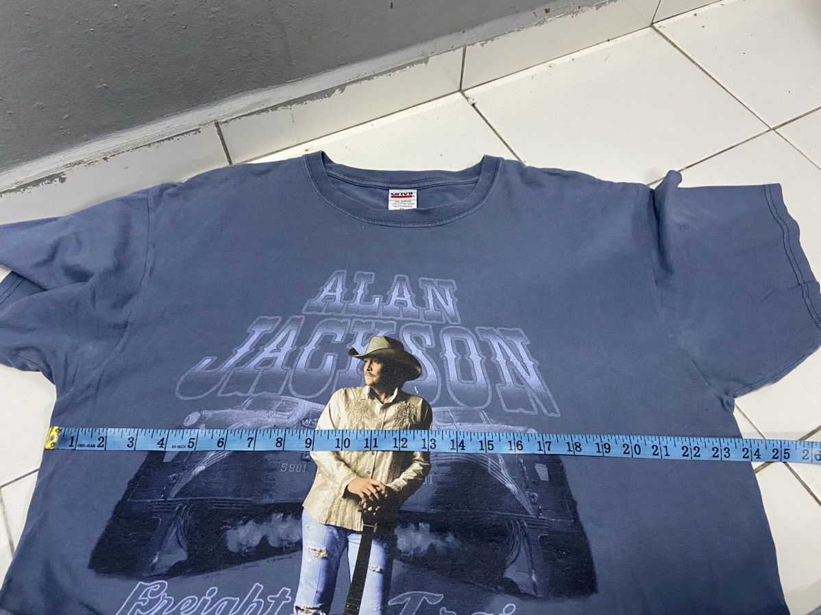 Band Tees ALAN JACKSON SINGER FREIGHT TRAIN TOUR 2010 TEE SHIRT Size US XL / EU 56 / 4 - 8 Thumbnail