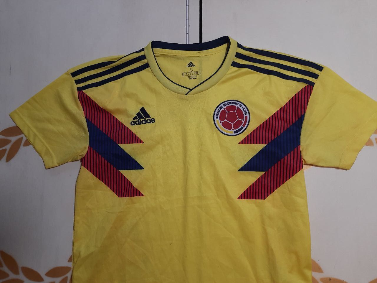 Adidas Adidas Colombia Jersey 2018 Size US S / EU 44-46 / 1 - 5 Thumbnail