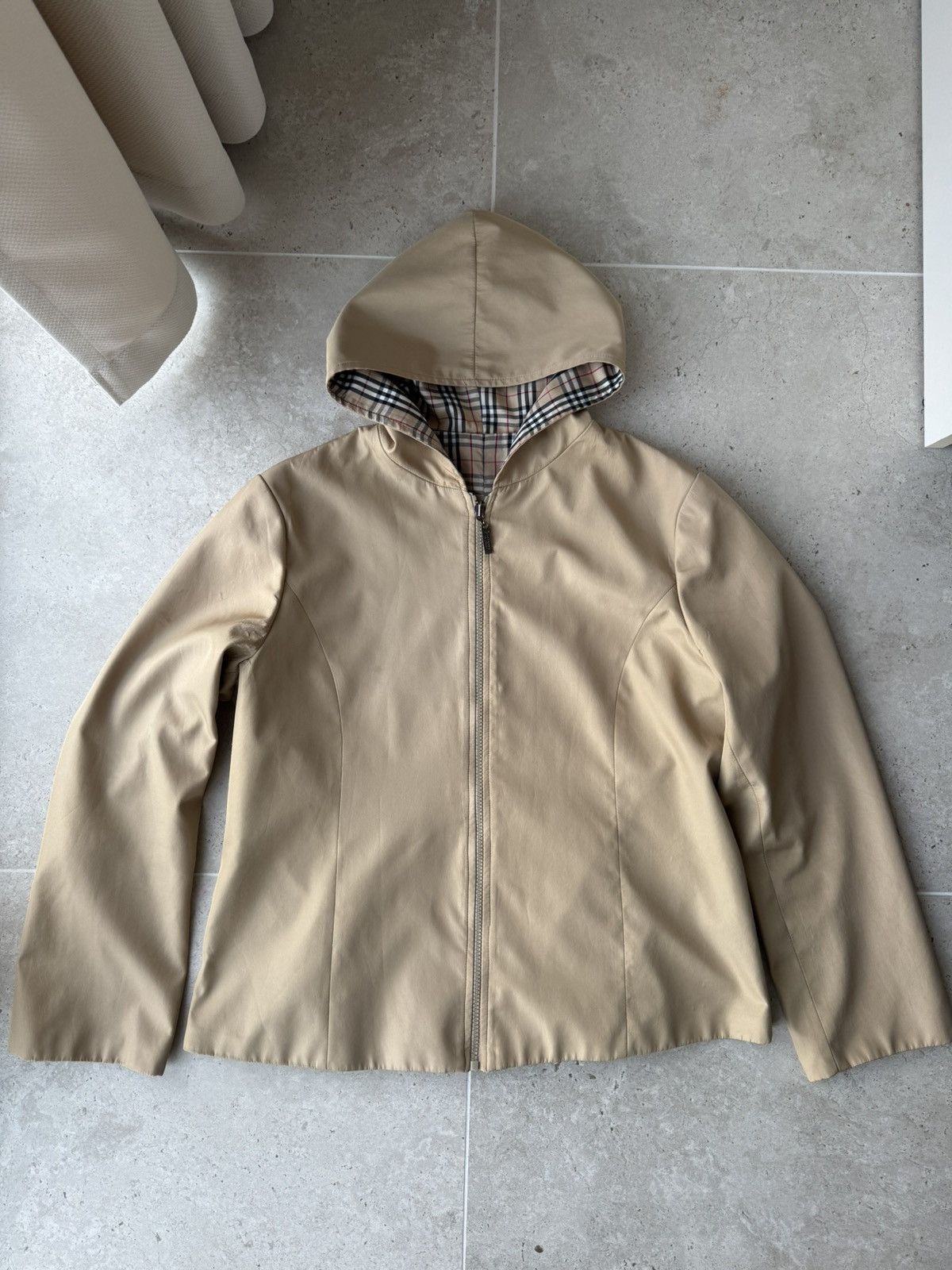 Burberry Burberry’s nova check parka coat jacket Size M / US 6-8 / IT 42-44 - 1 Thumbnail