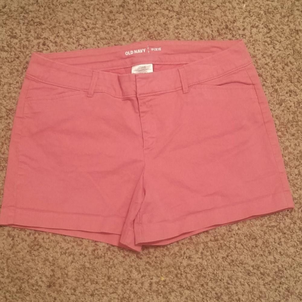 Old Navy Old Navy Pixie Shorts Size 6 Size 28" / US 6 / IT 42 - 1 Thumbnail