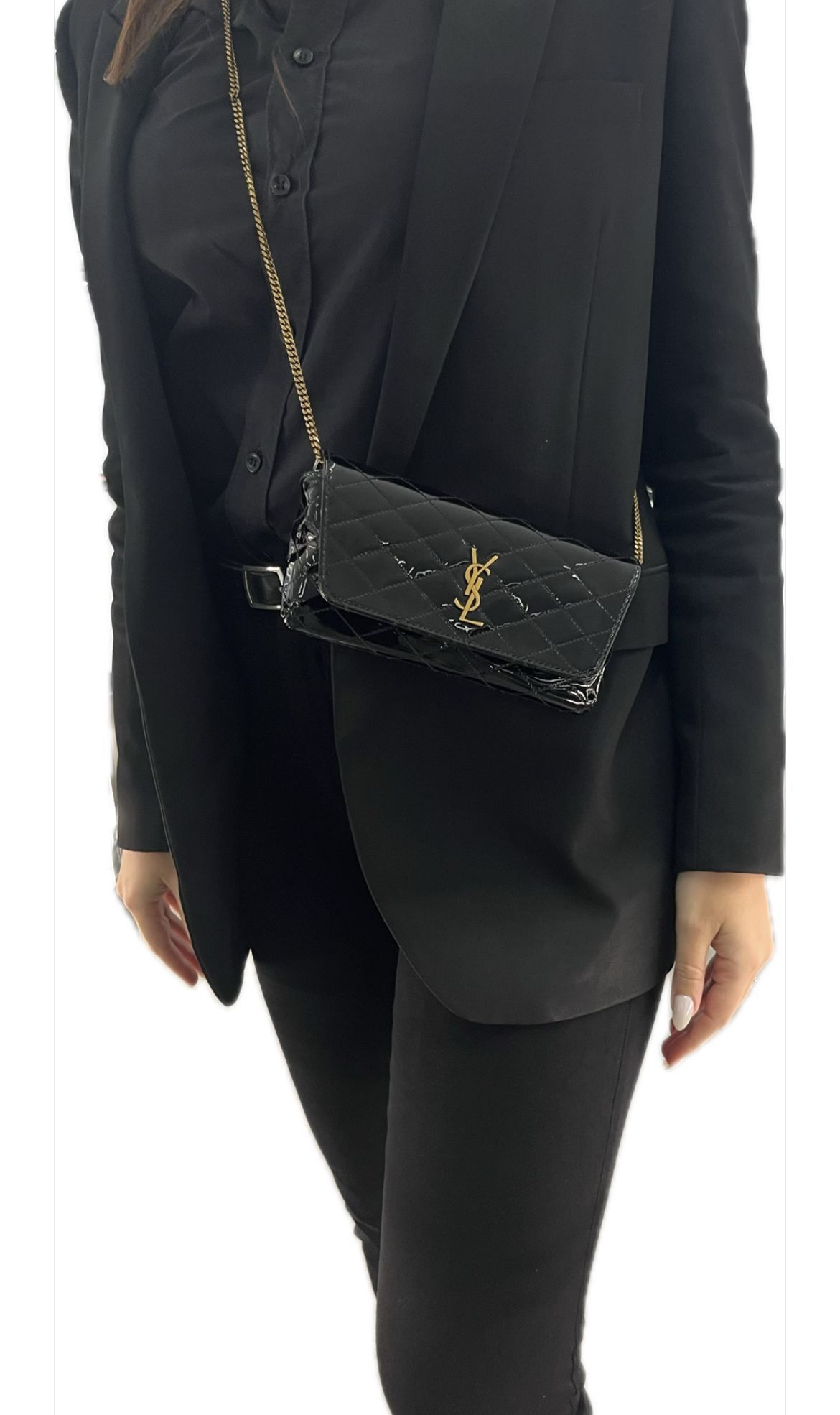 Saint Laurent Paris o1s1wg110125 Size: OS / 754051 Gaby Chain Phone Holder Black Size ONE SIZE - 7 Thumbnail