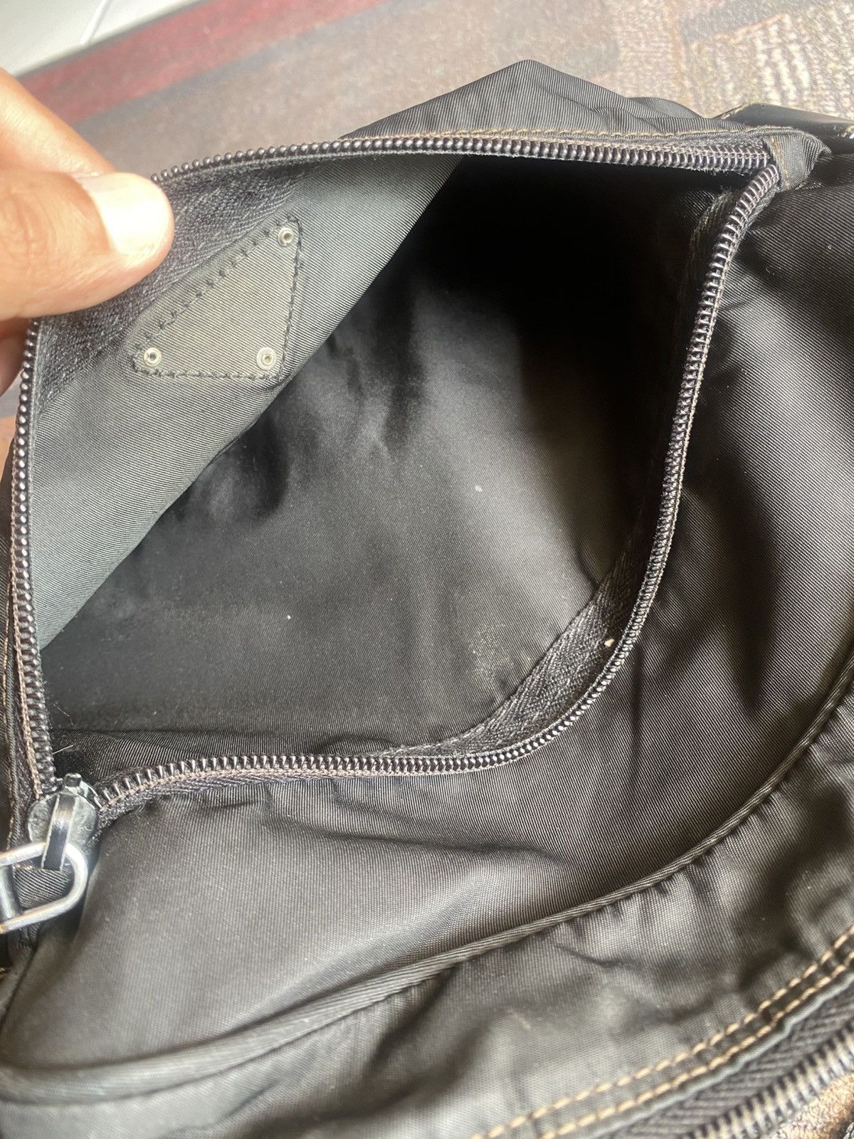 Prada Authentic Prada Tessuto Nyalon Sling Bag Size ONE SIZE - 19 Thumbnail