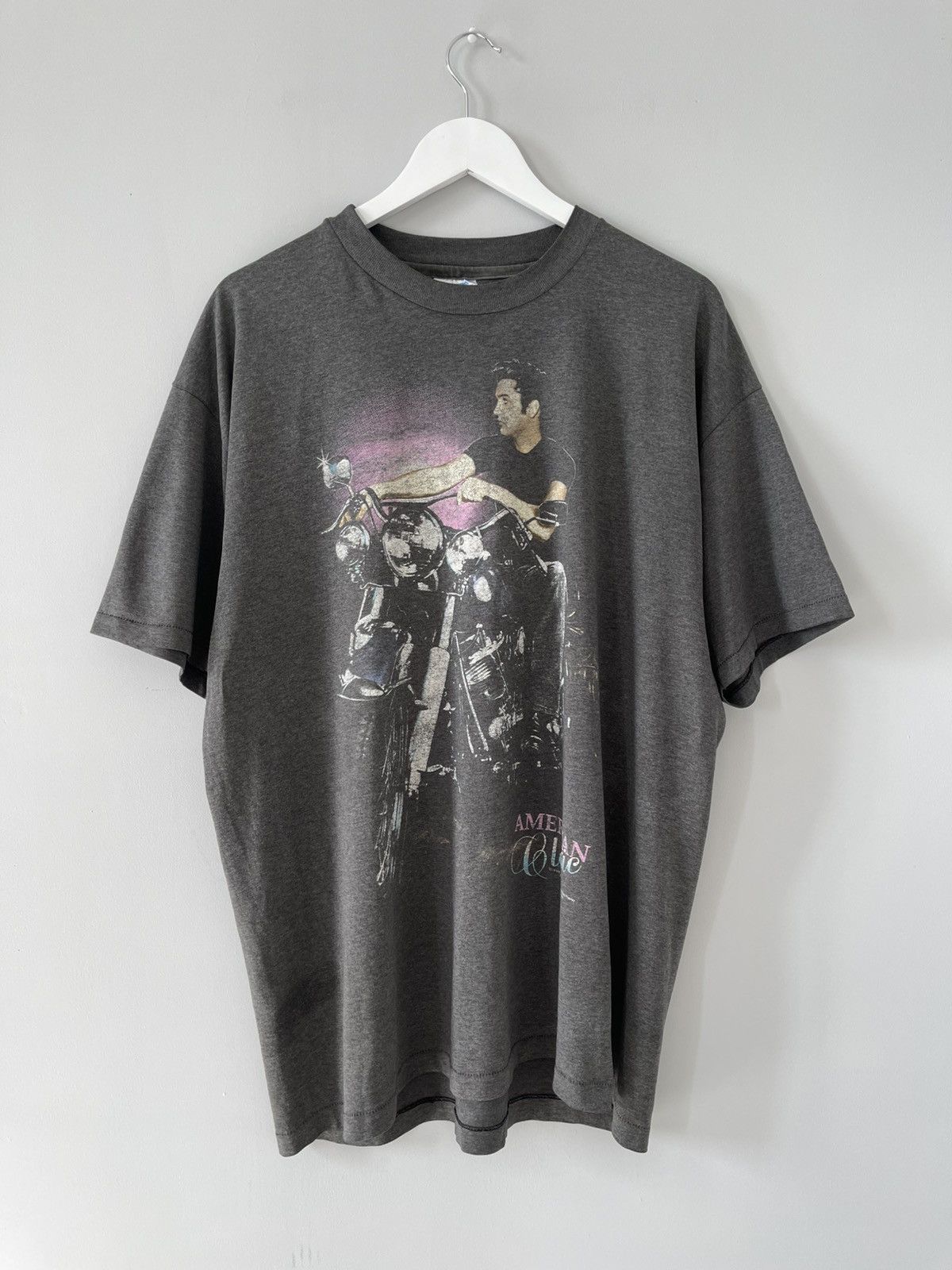 Band Tees Vintage 1992 Elvis Presley American Classic Hanes T-shirt Size US XL / EU 56 / 4 - 1 Thumbnail