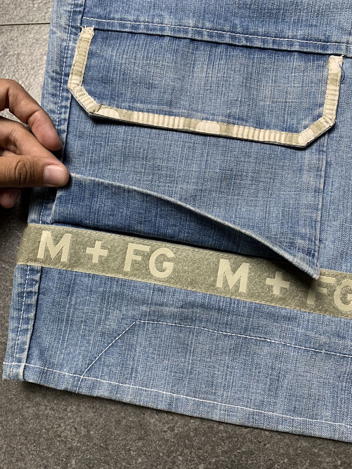 Marithe + Francois Girbaud 2000s Marithe Francois Girbaud Shuttle Tape Jorts Size US 40 / EU 56 - 5 Thumbnail