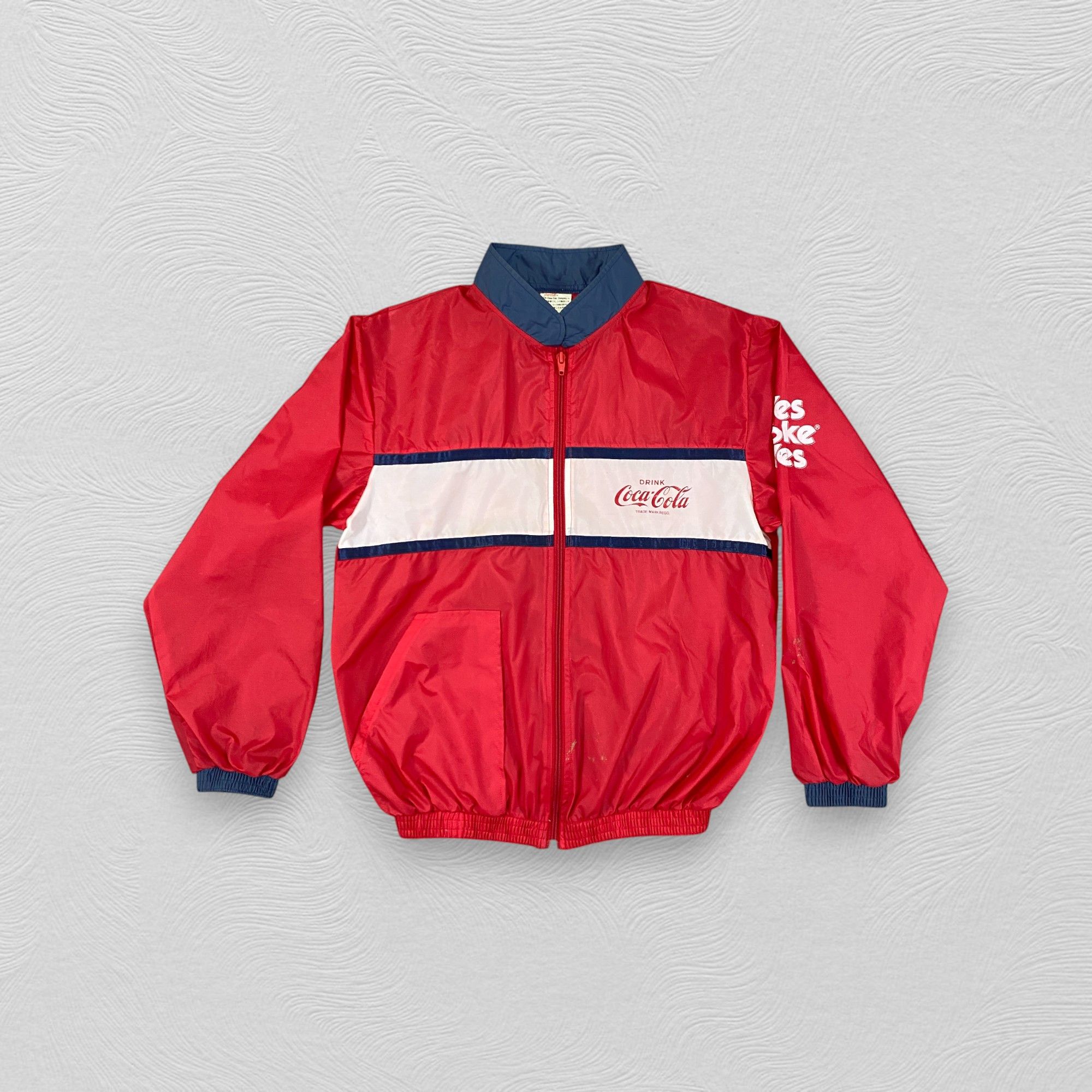 Coca Cola Vintage Coca-Cola Japan Windbreaker Small Jacket- J363 Size US S / EU 44-46 / 1 - 1 Thumbnail