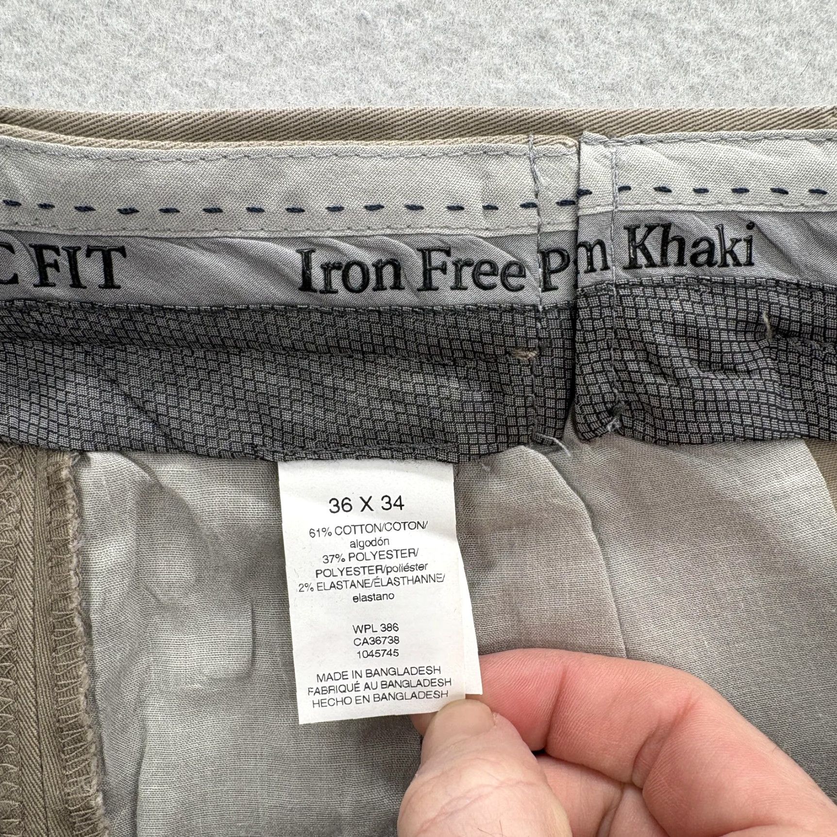 Haggar Haggar Iron Free Premium Khaki Pants Mens 36x34 Beige Classic Fit Stretch NWT Pants Mens 36 Beige Classic Fit Khaki Iron Free Premium Haggar NWT Size US 36 / EU 52 - 5 Thumbnail